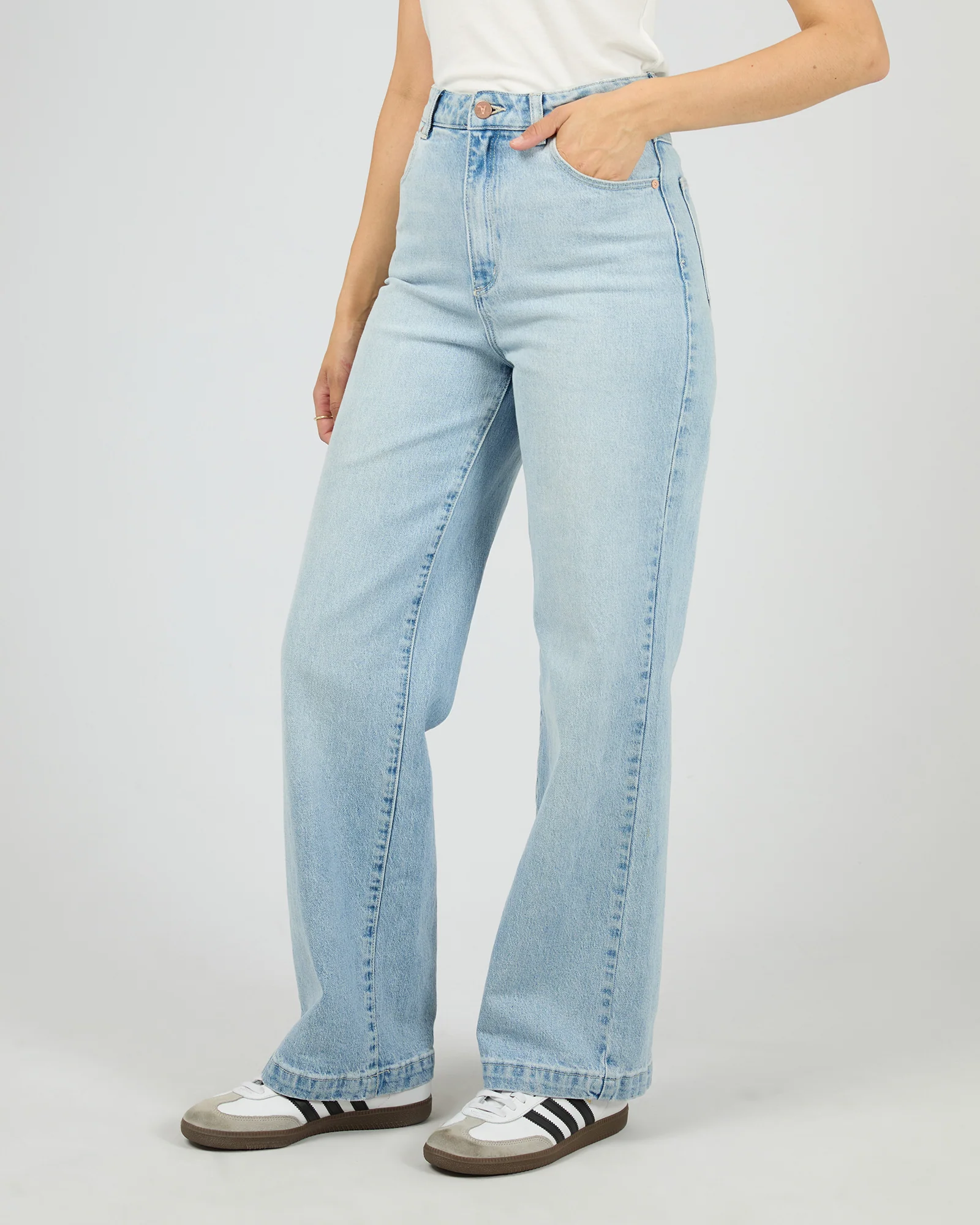 94 High And Wide Gia Blue - Image 4