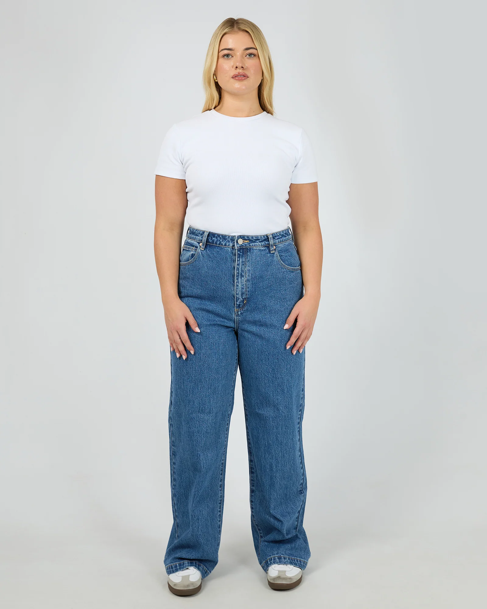 A 94 High & Wide Jean Chantelle Mid Blue - Image 8