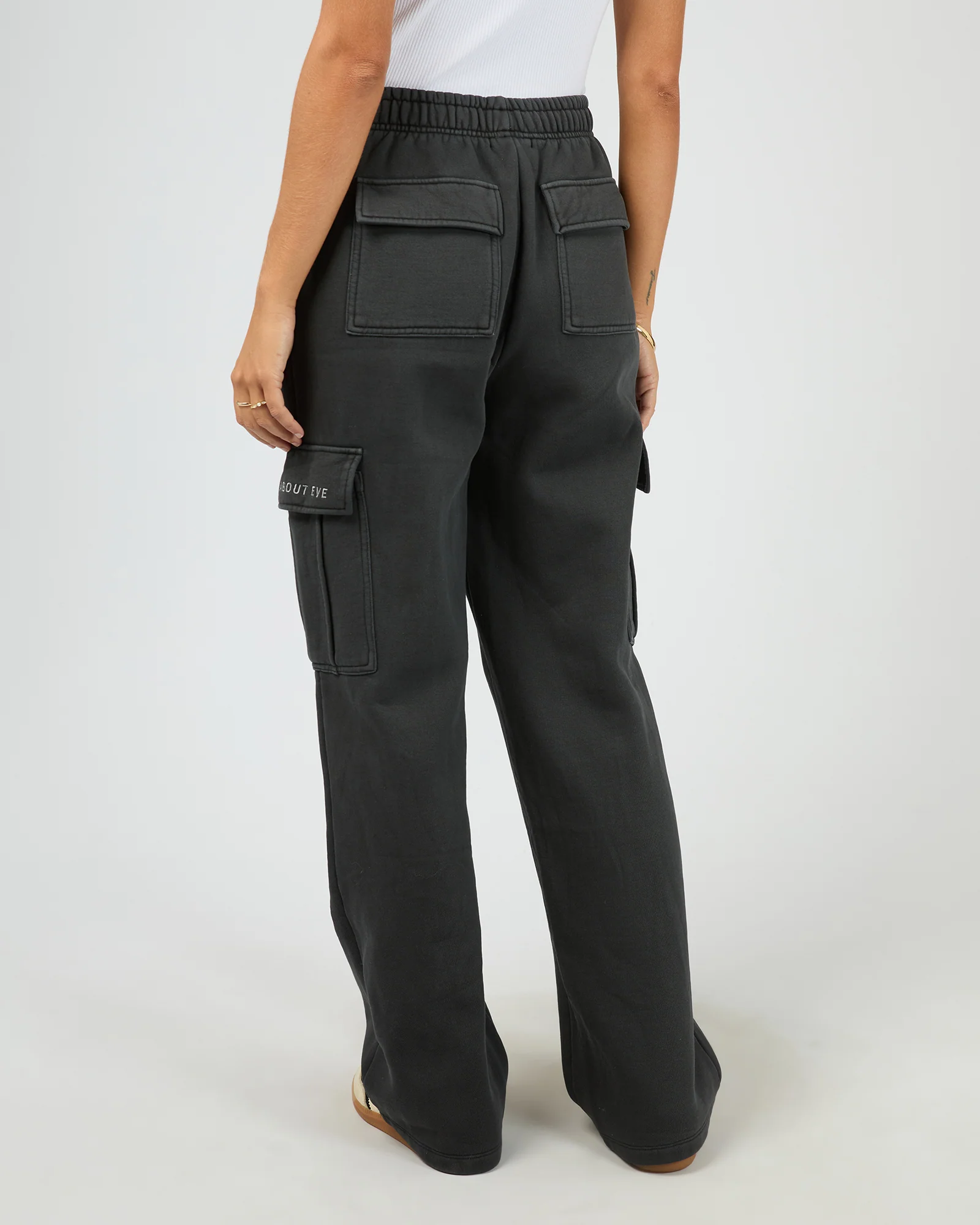 Aae Washed Cargo Trackpant Washed Black - Image 3
