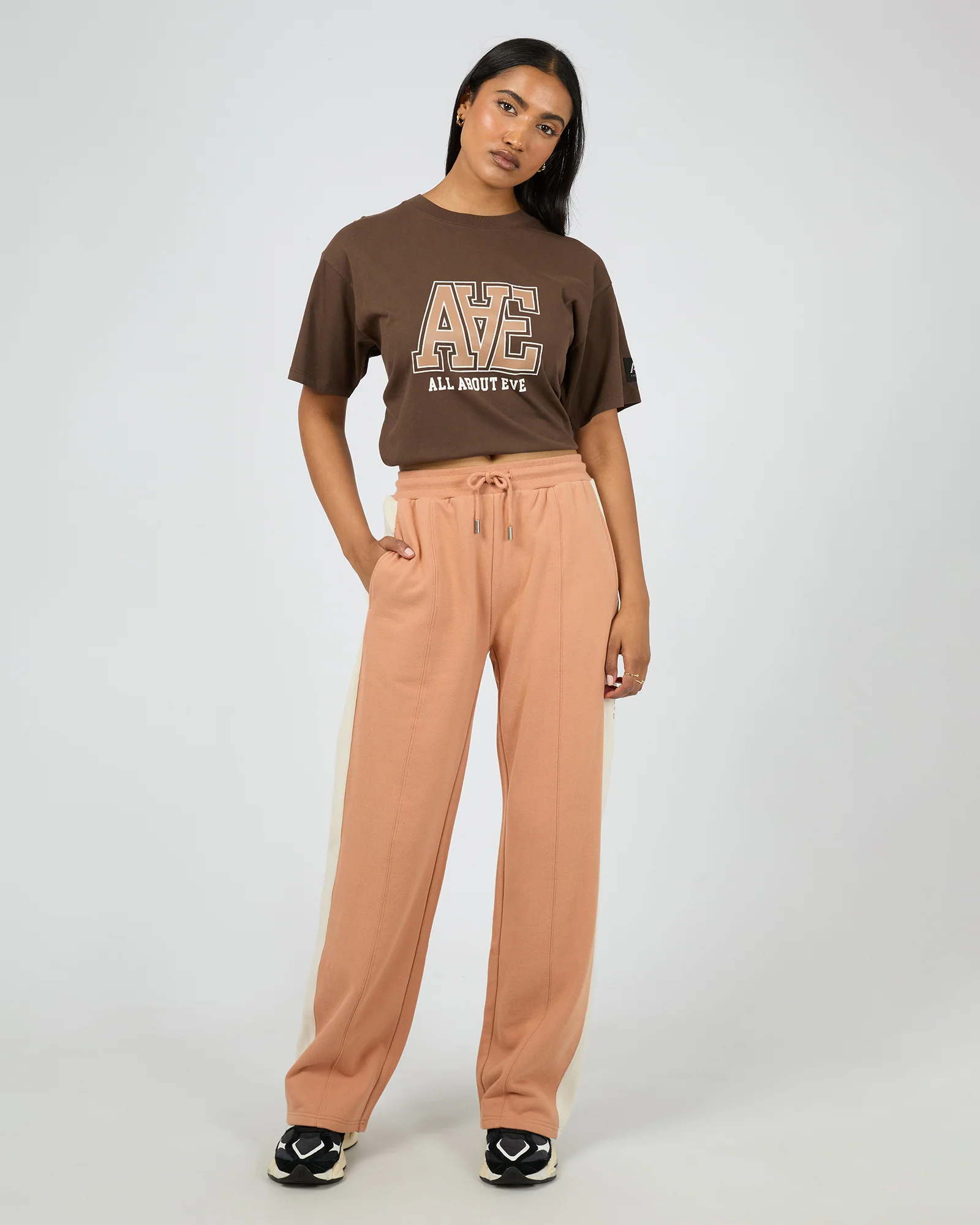 Archie Panel Pant Camel - Image 2