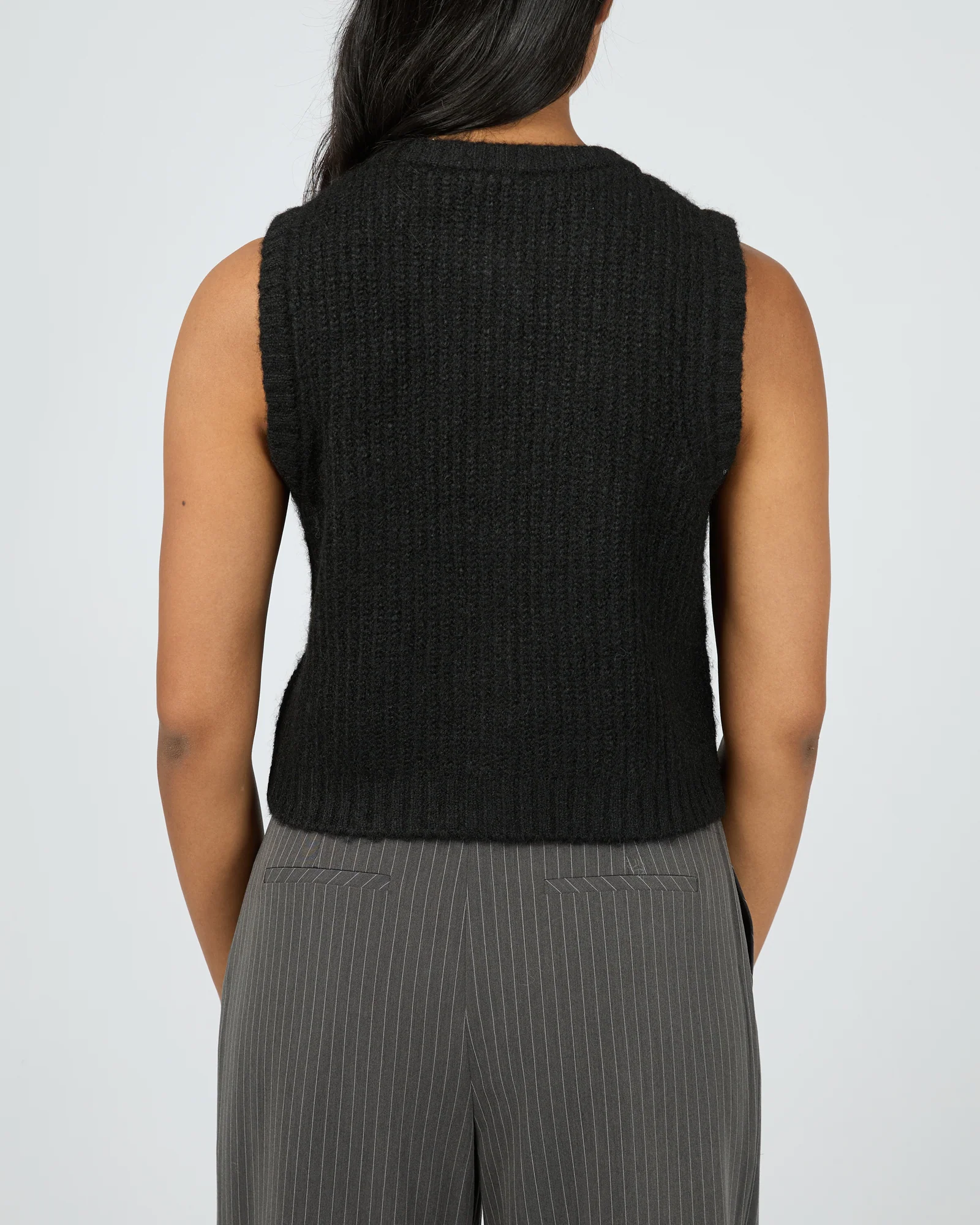 Aya Knit Vest Black - Image 3