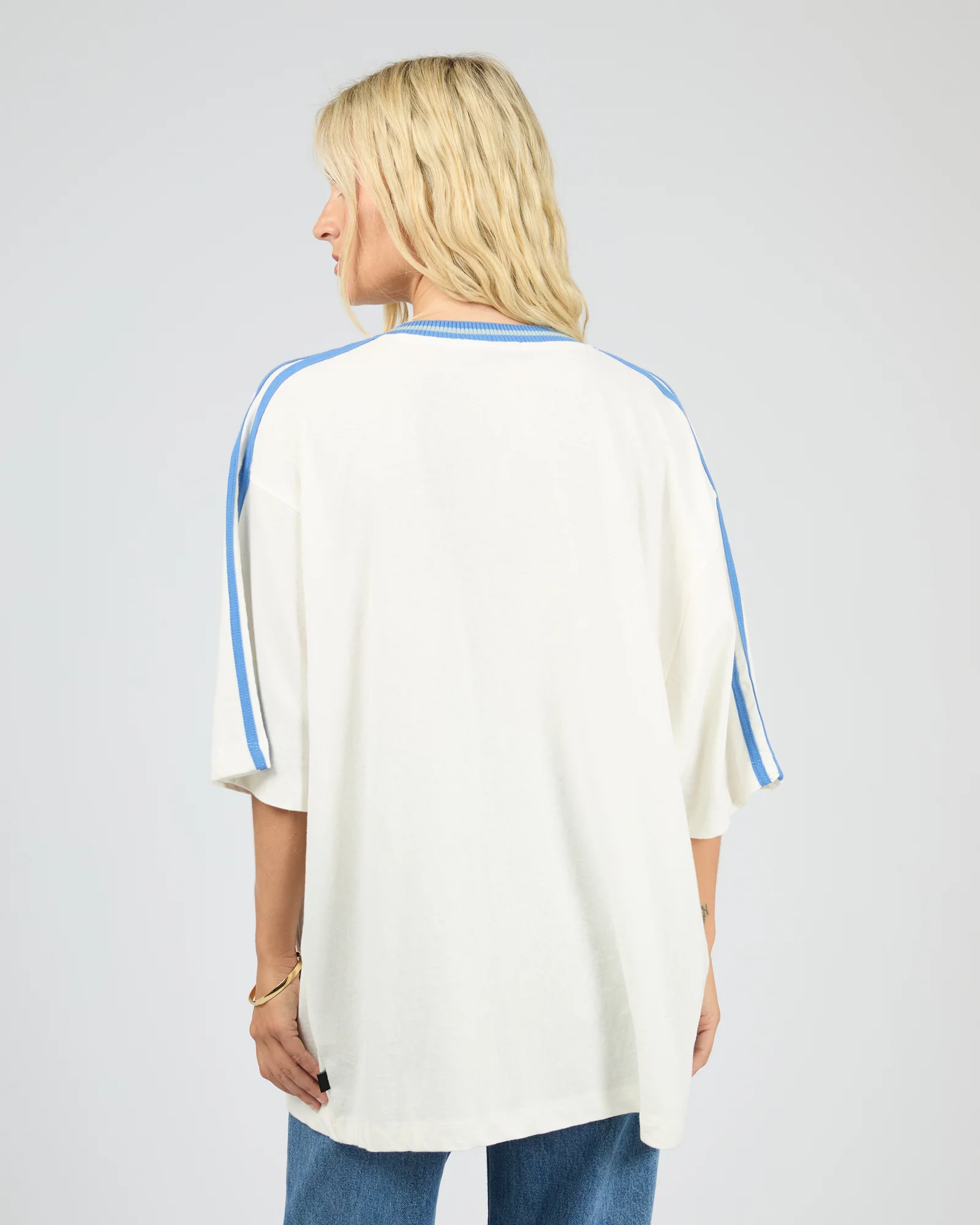 Bermuda Oversized V Neck Tee Vintage White - Image 3