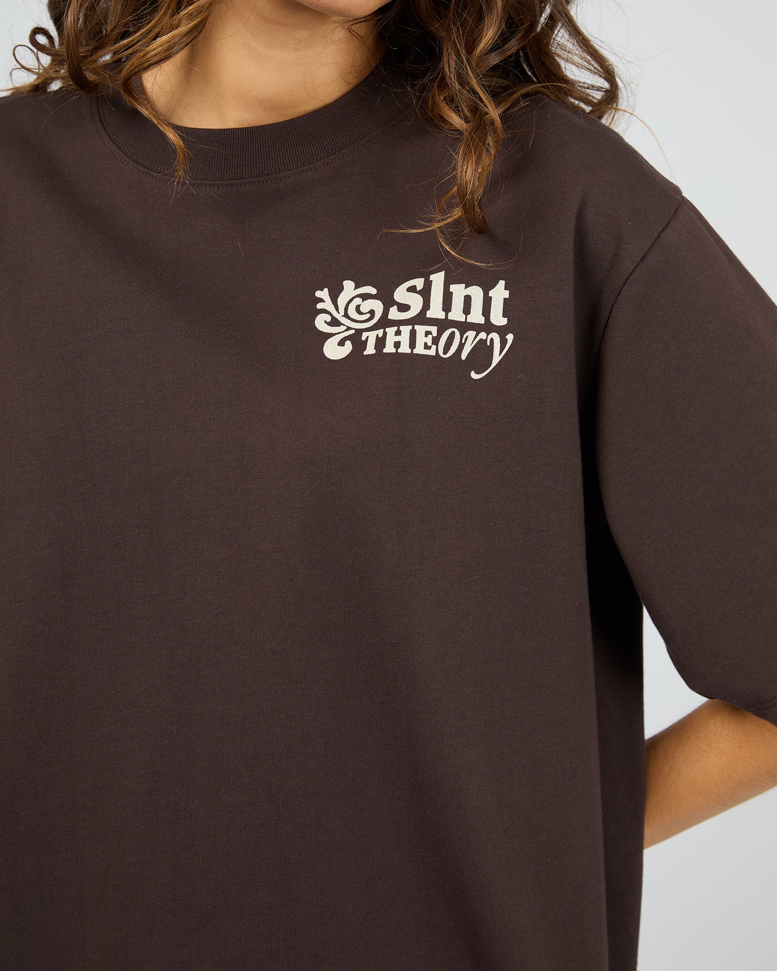 Bloom Tee Chocolate - Image 4