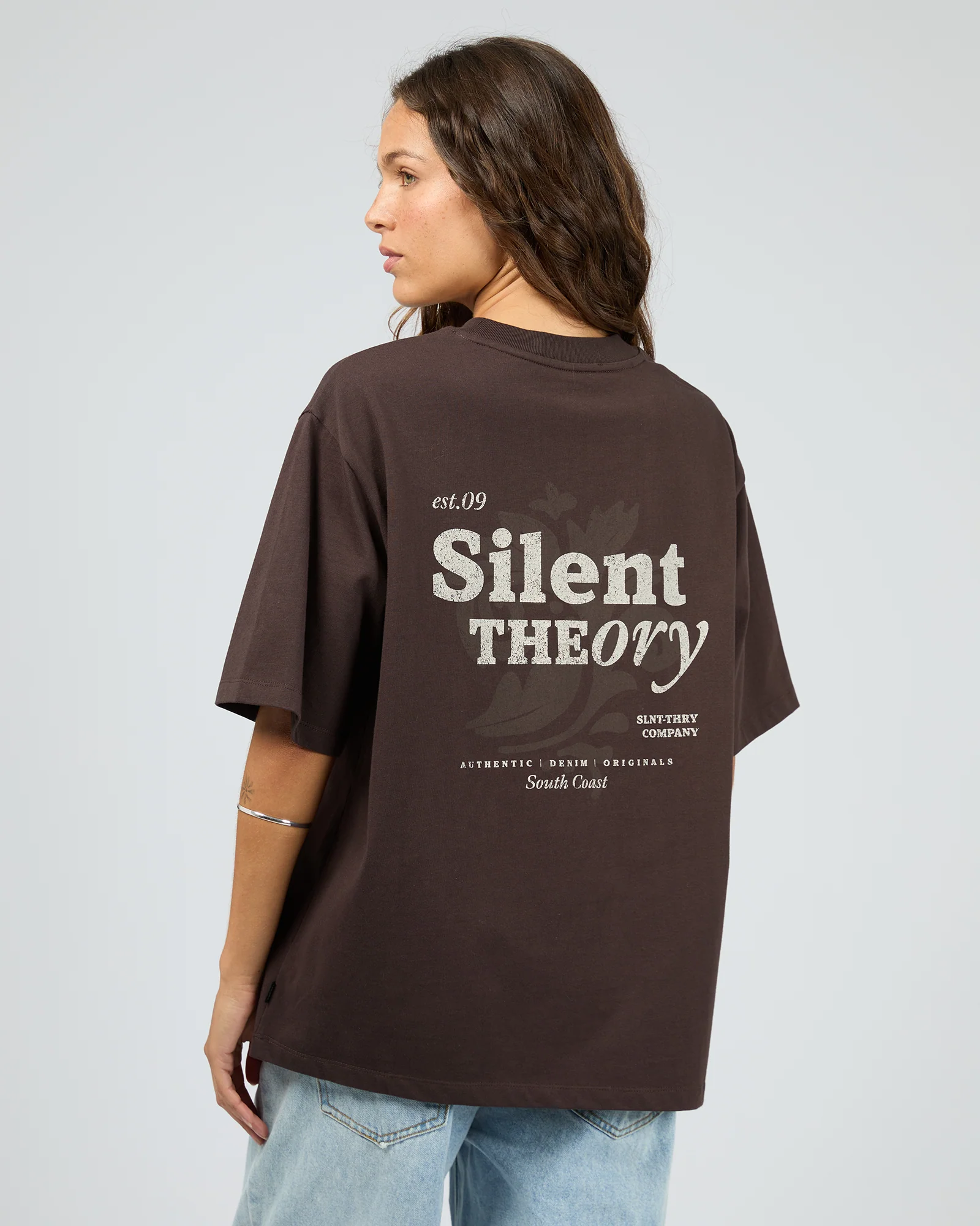 Bloom Tee Chocolate - Image 6