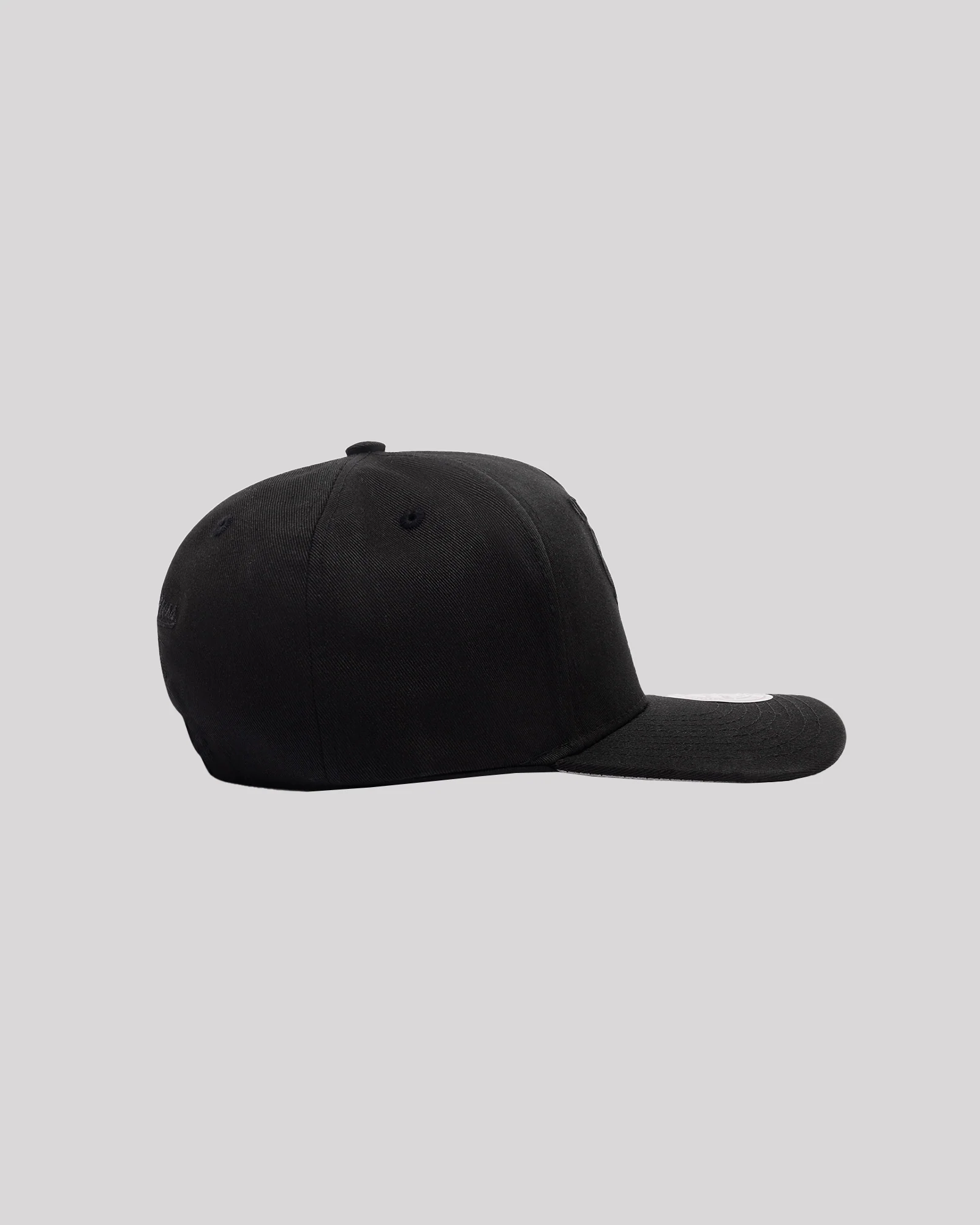 Bulls Evergreen Pro Pinch Black Black - Image 2
