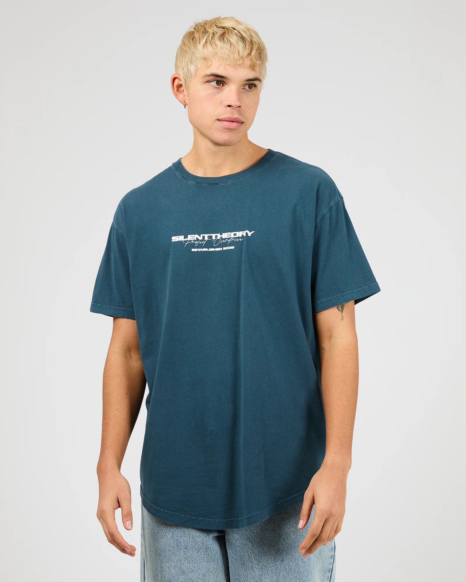 Charger Scoop Tee Navy