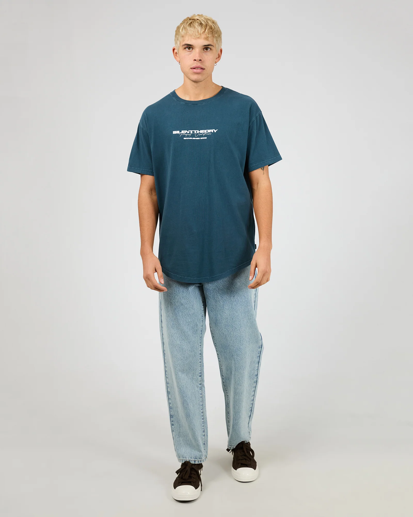Charger Scoop Tee Navy - Image 2