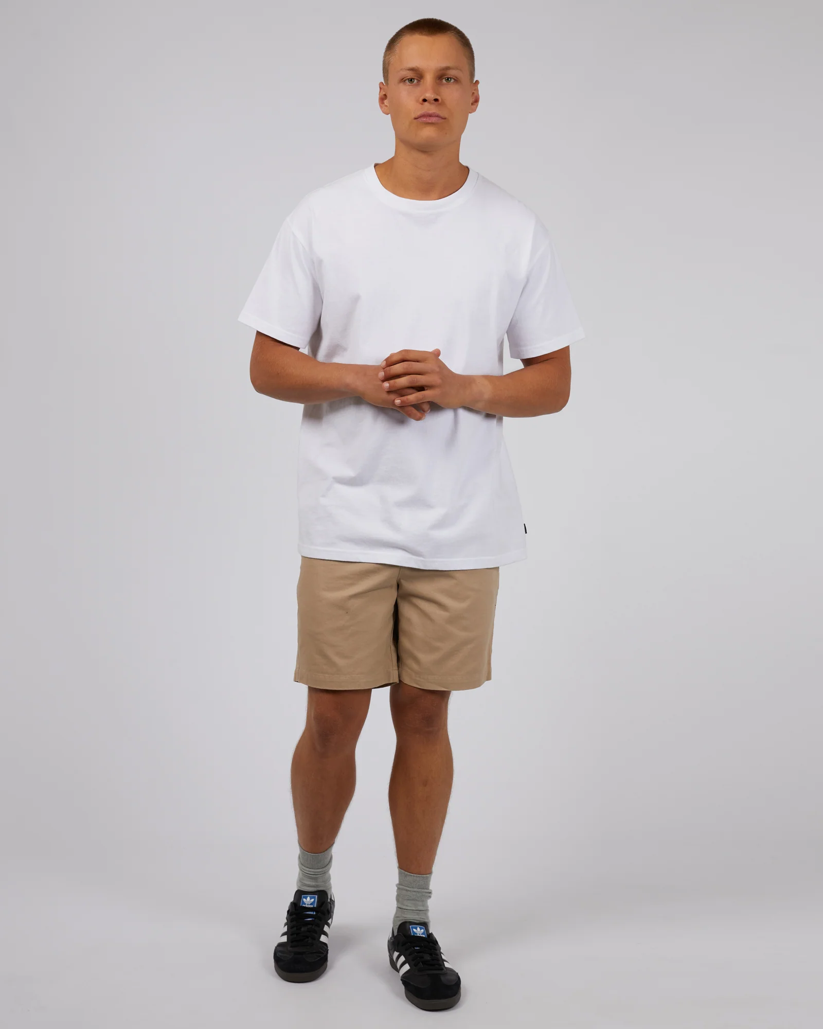 Classic Short Beige - Image 2