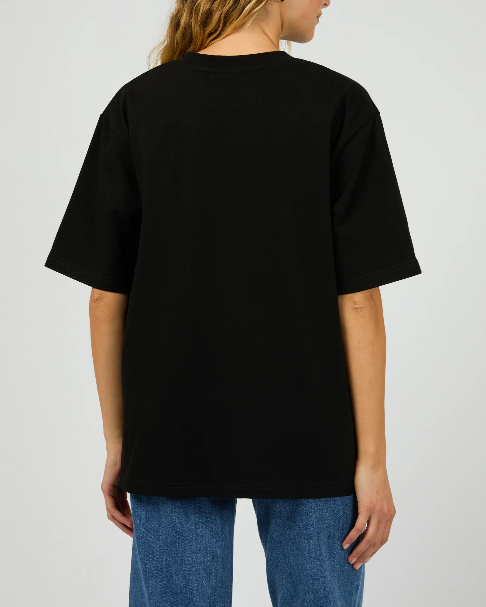 Core Oversized Tee Black - Image 3