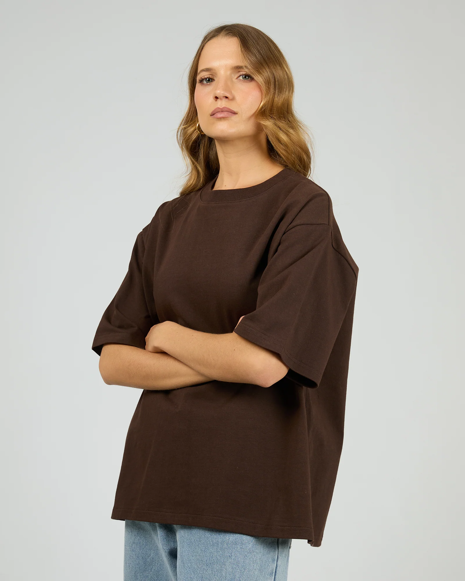 Core Oversized Tee Chocolate - Image 4