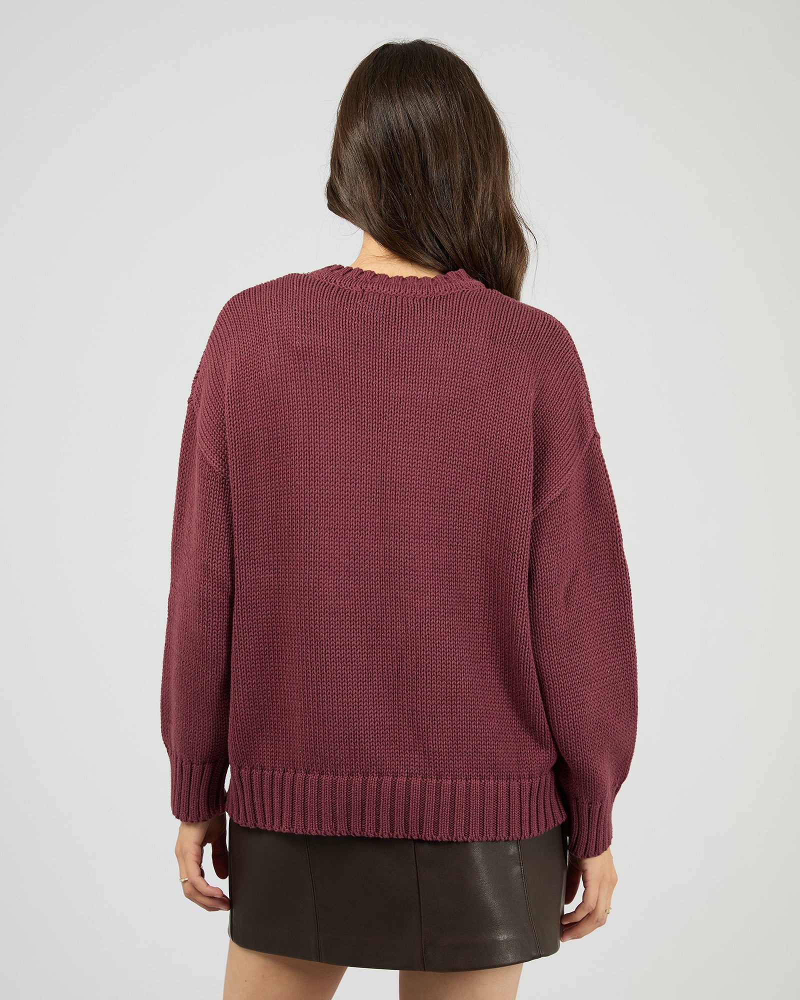 Cosy Oversized Knit Burgandy - Image 3