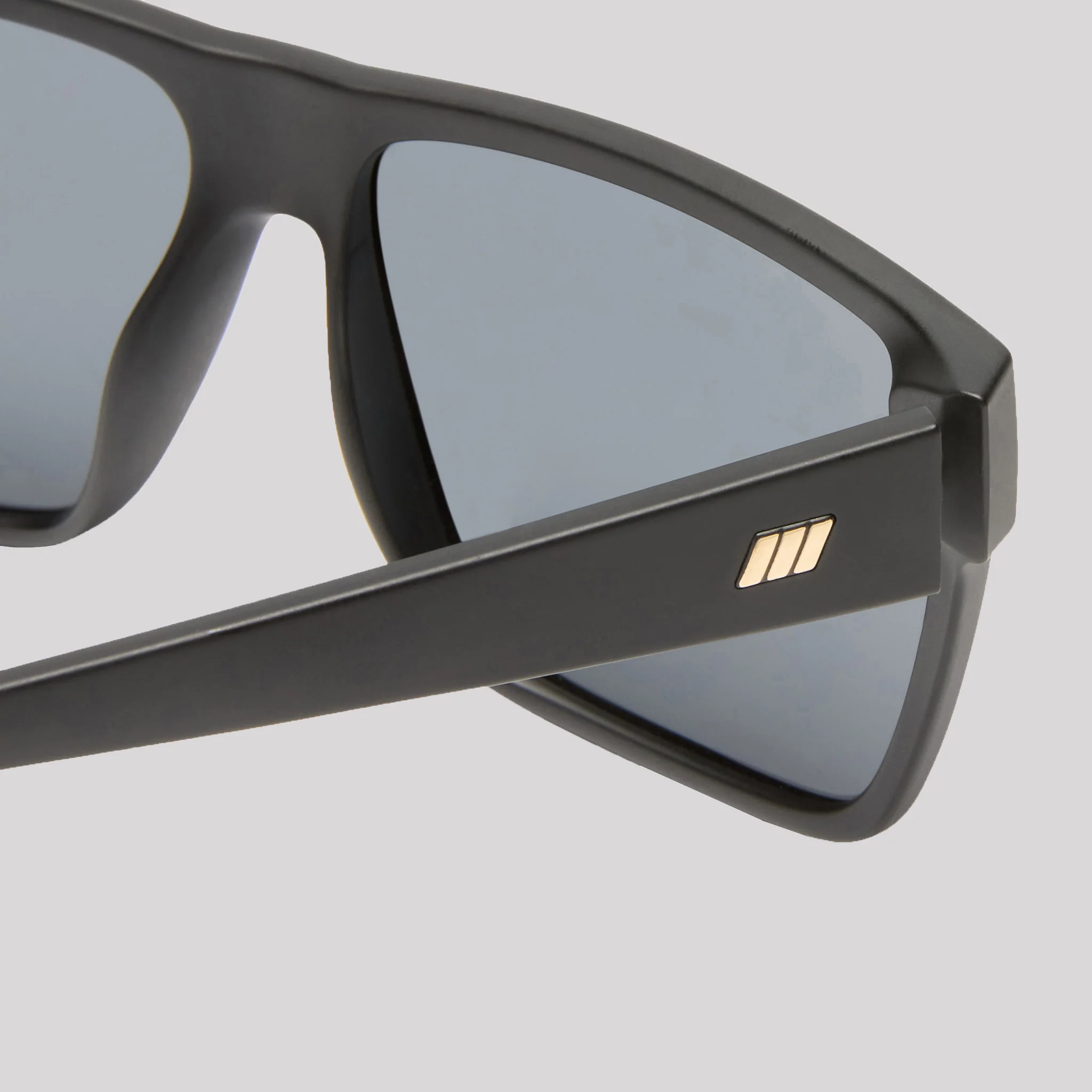 Dark Magic Sunglasses Black - Image 3