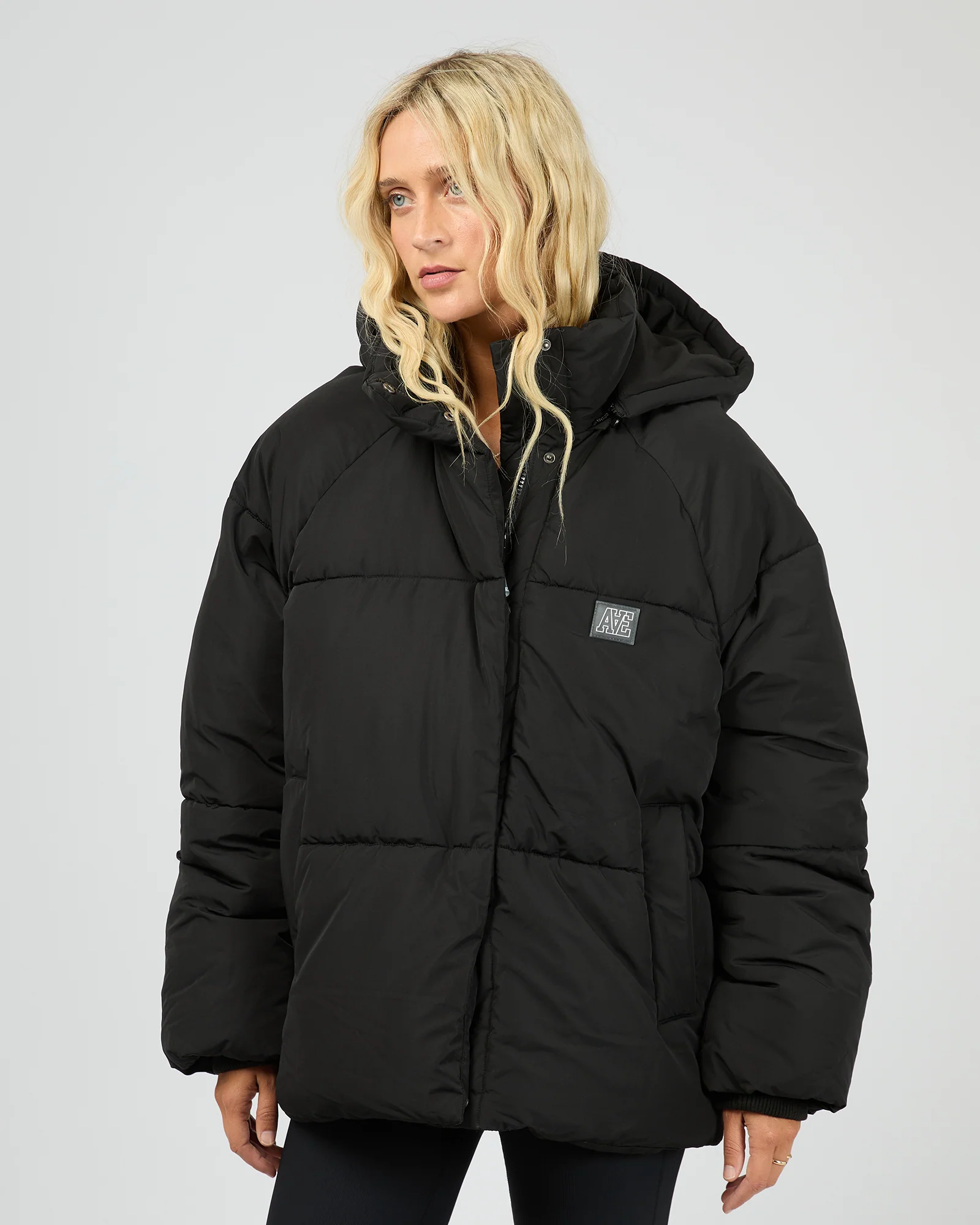 Elevate Puffer Jacket Black - Image 4