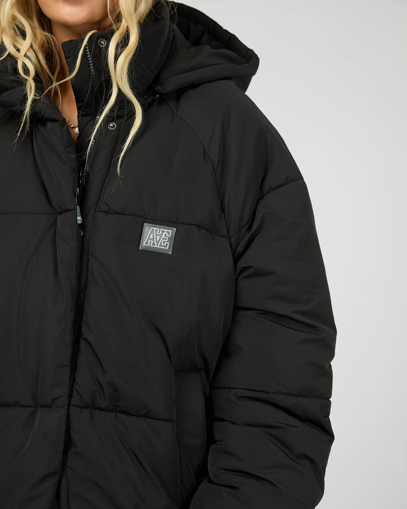 Elevate Puffer Jacket Black - Image 5