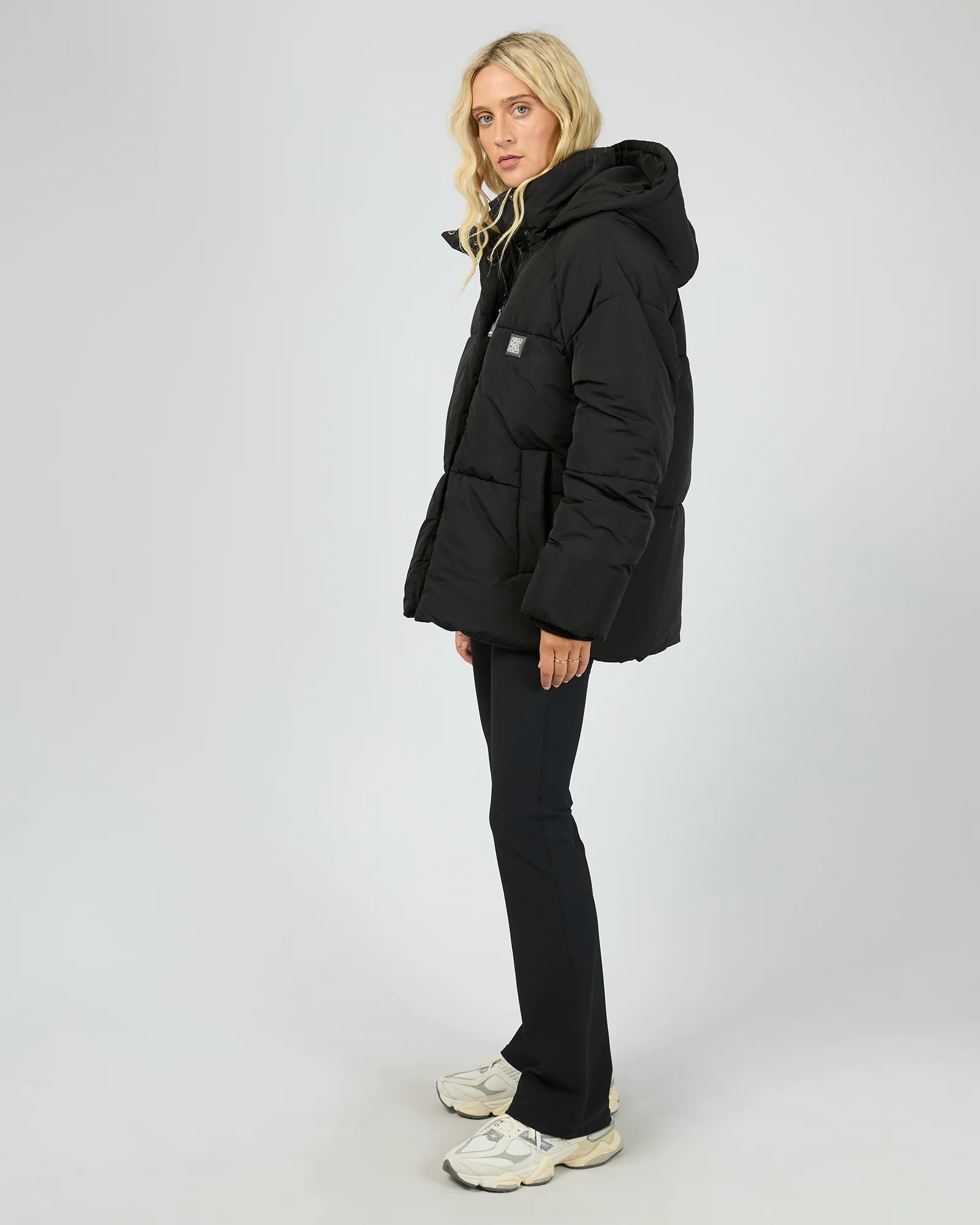 Elevate Puffer Jacket Black - Image 6