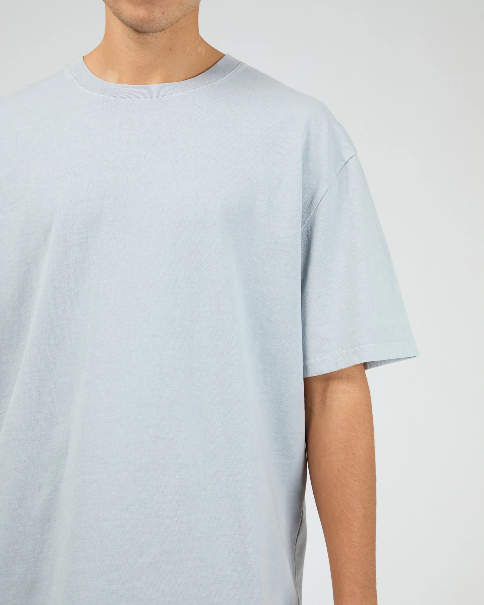 Essential Fit Tee Sky Blue - Image 5