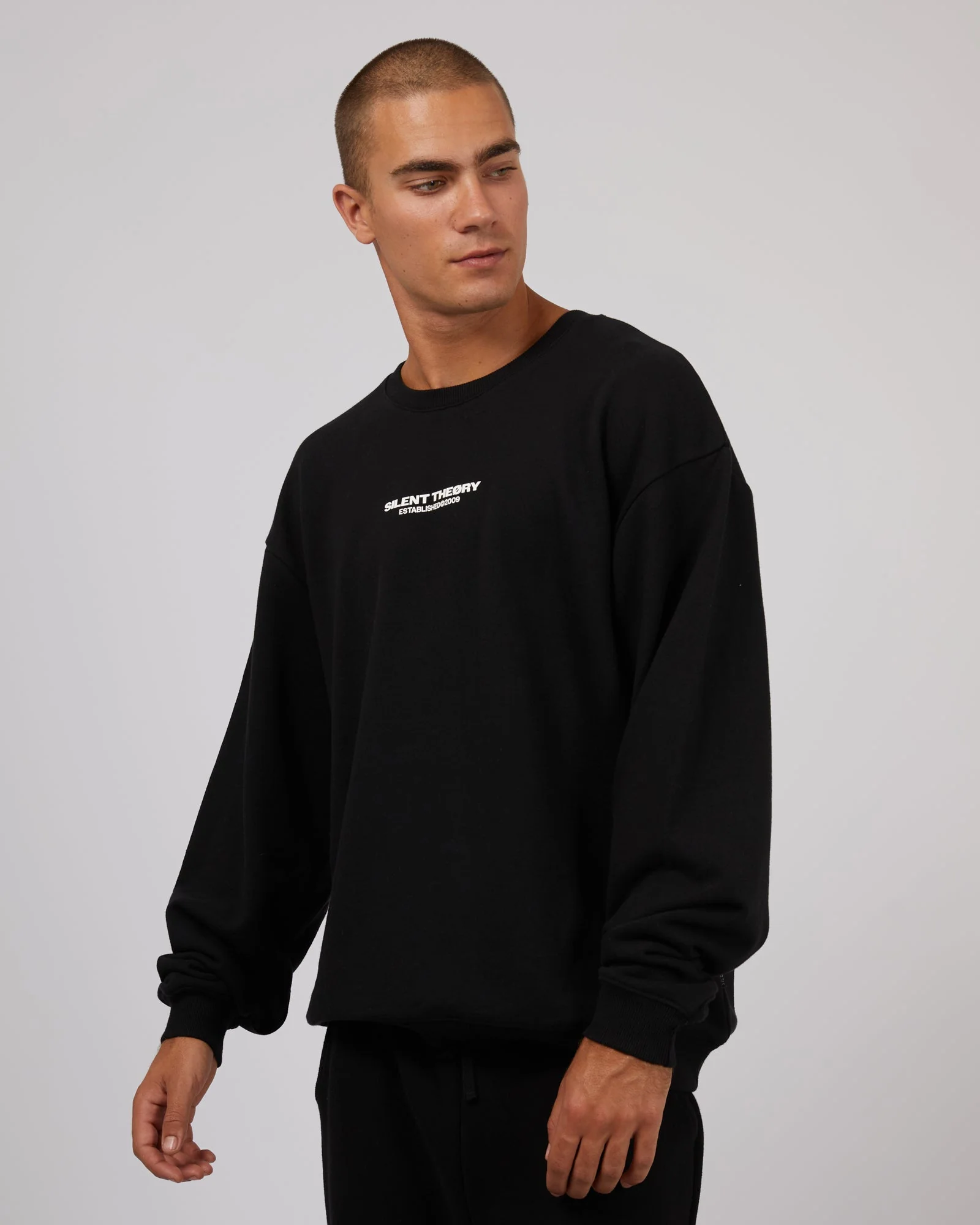 Essential Theory Crew Black - Image 4