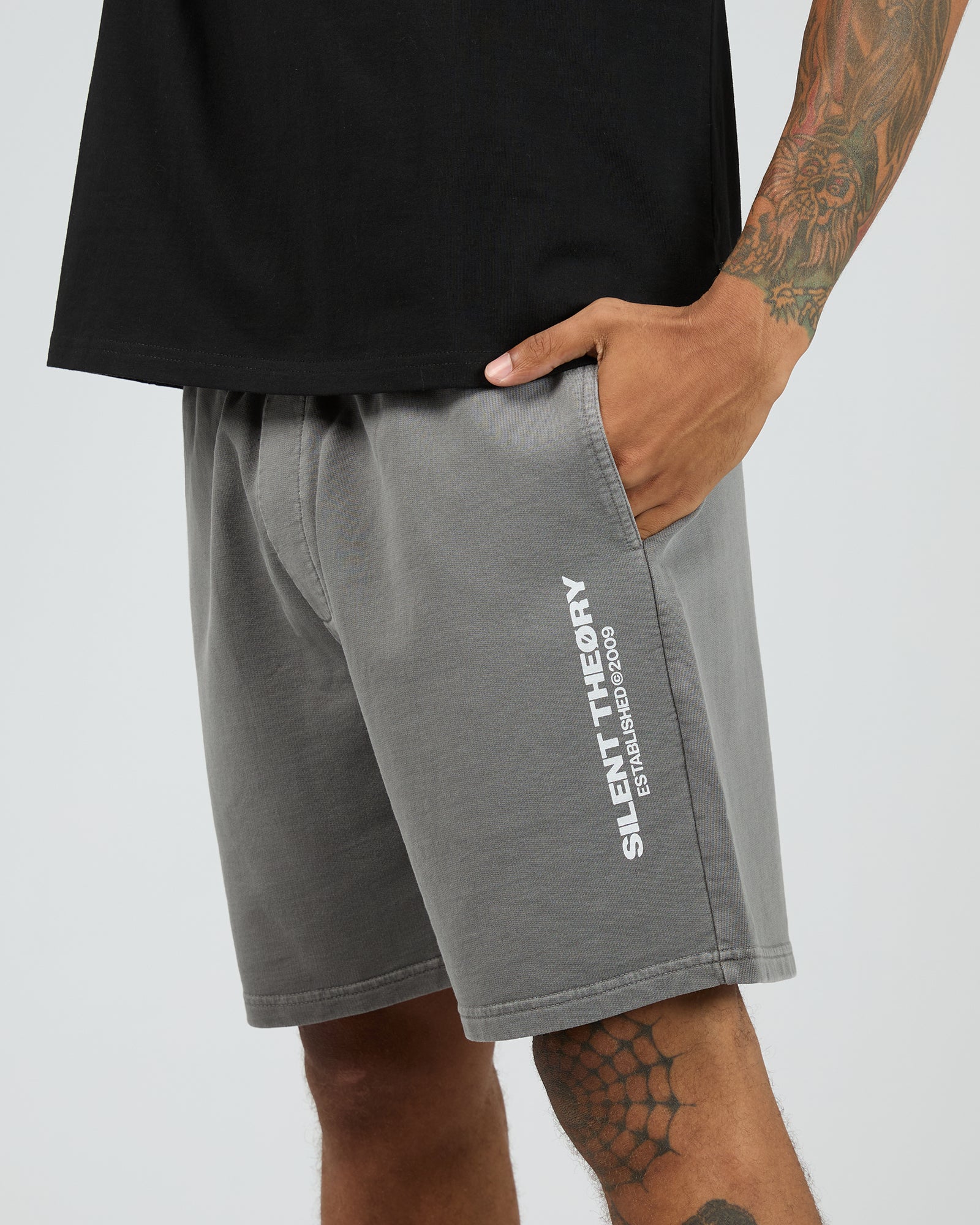 Essential Theory Short V2 Charcoal - Image 5