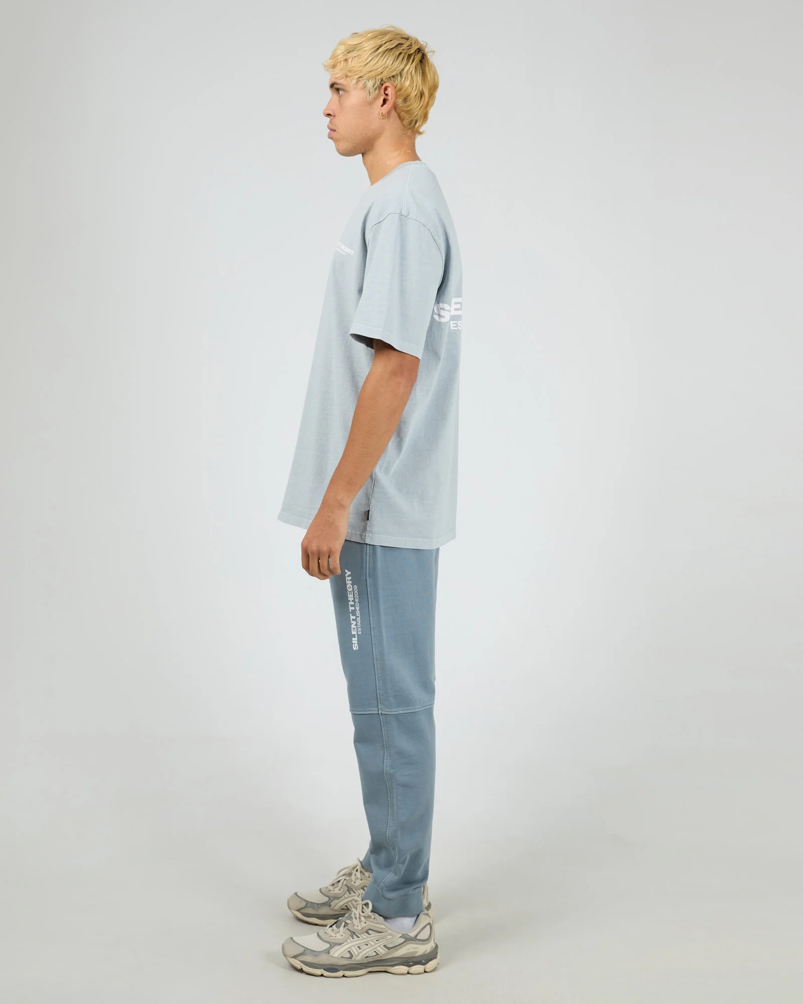 Essential Theory Tee Sky Blue - Image 5