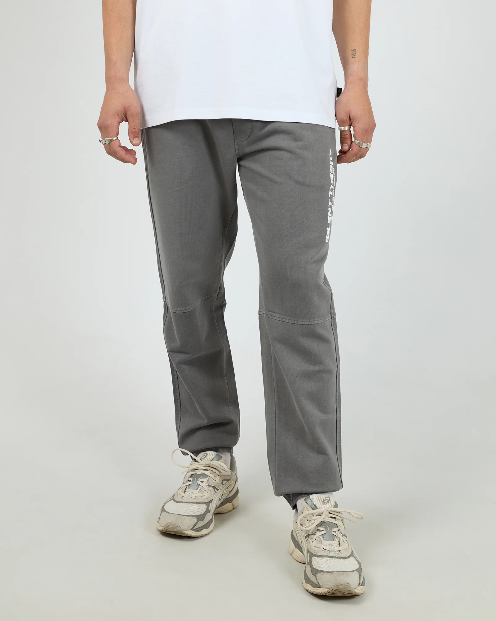 Essential Theory Trackpant V2 Charcoal