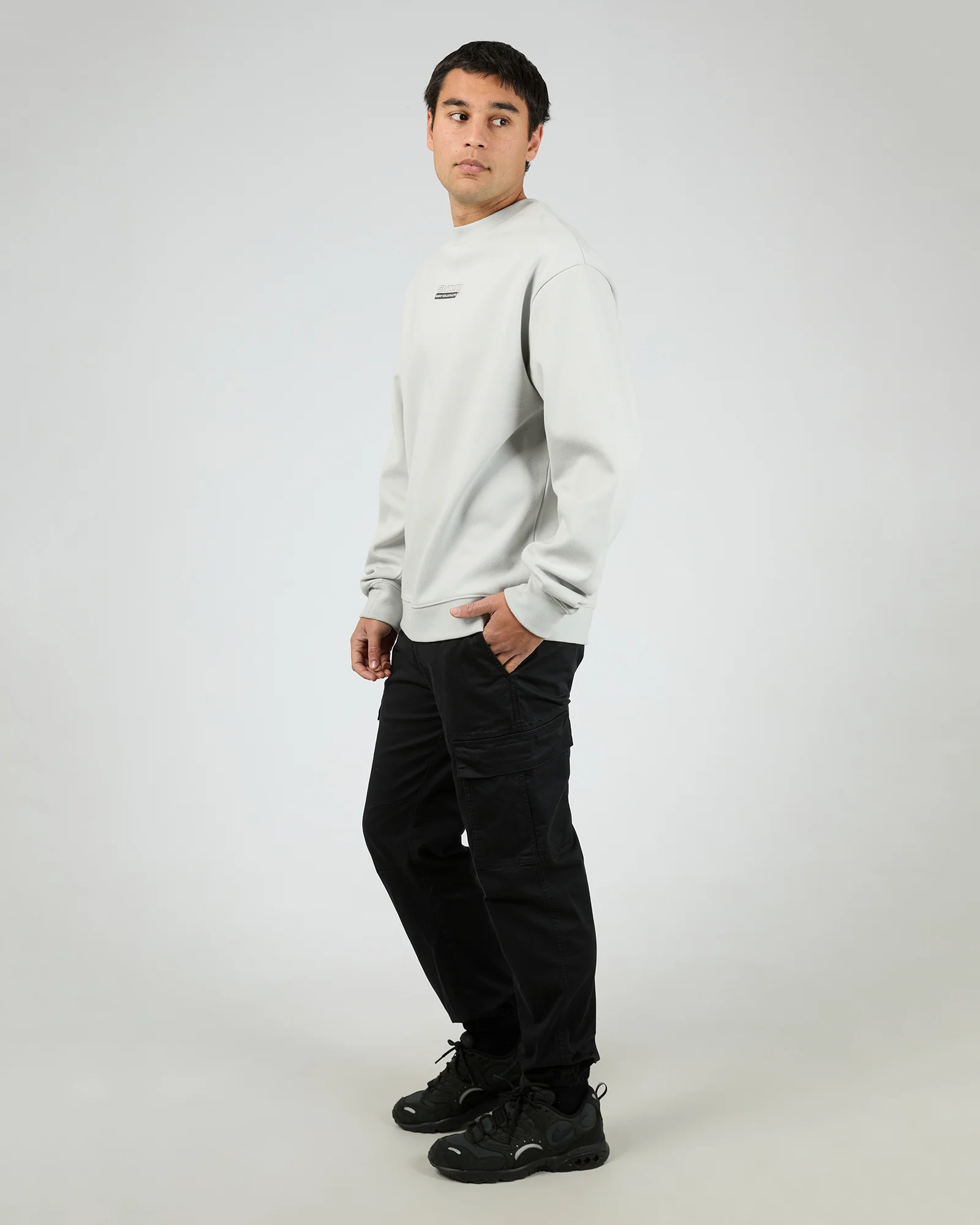 Exchange Crew Grey - Image 6