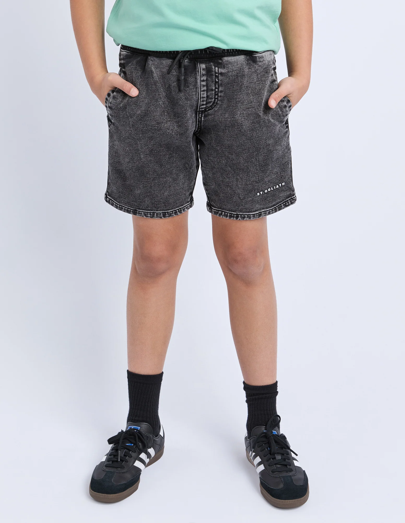 Teen Fairhaven Short Washed Black