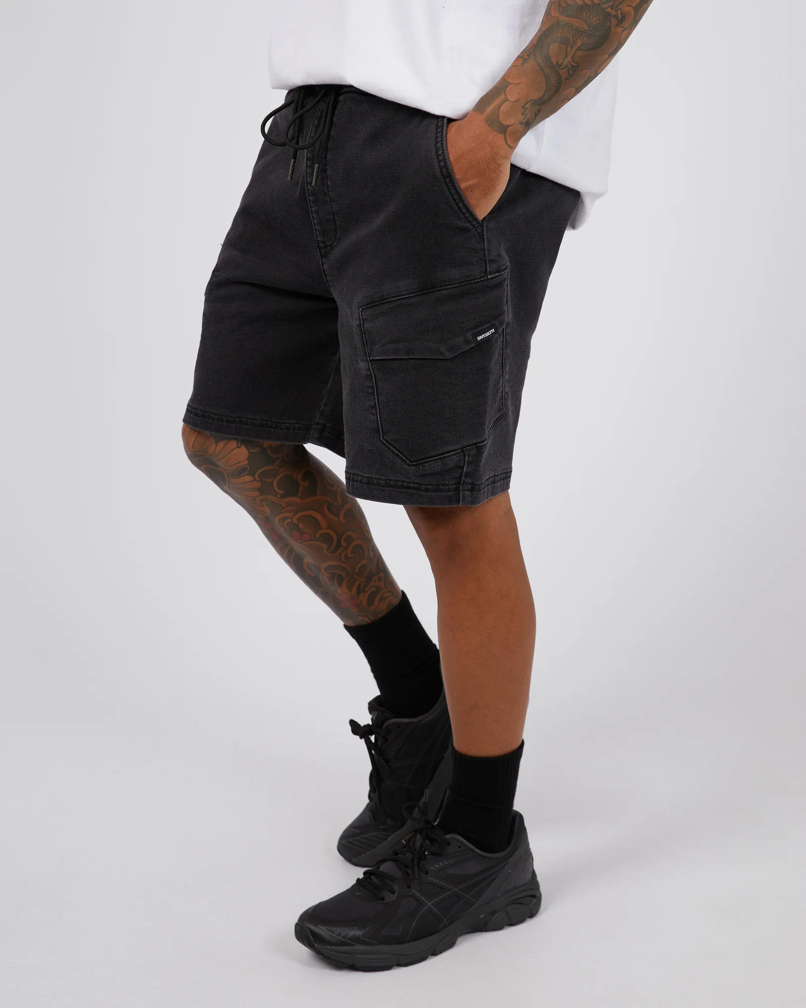 Gully Cargo Short Washed Black - Image 4