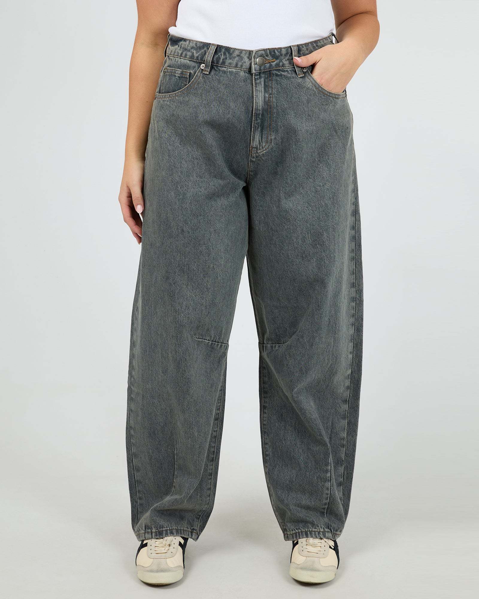 Hallie Barrel Leg Jean Slate - Image 7