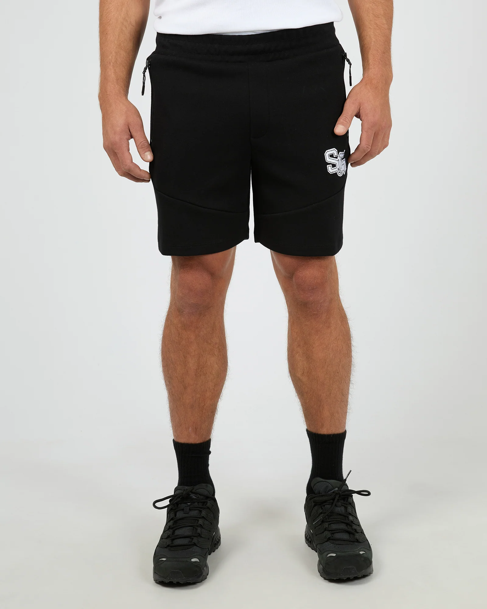 Interval Short Black