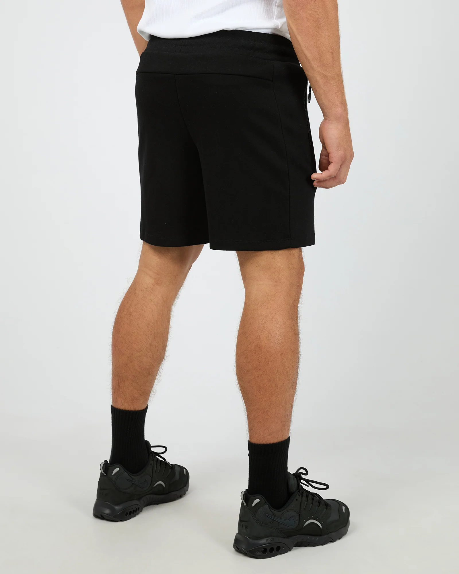 Interval Short Black - Image 4