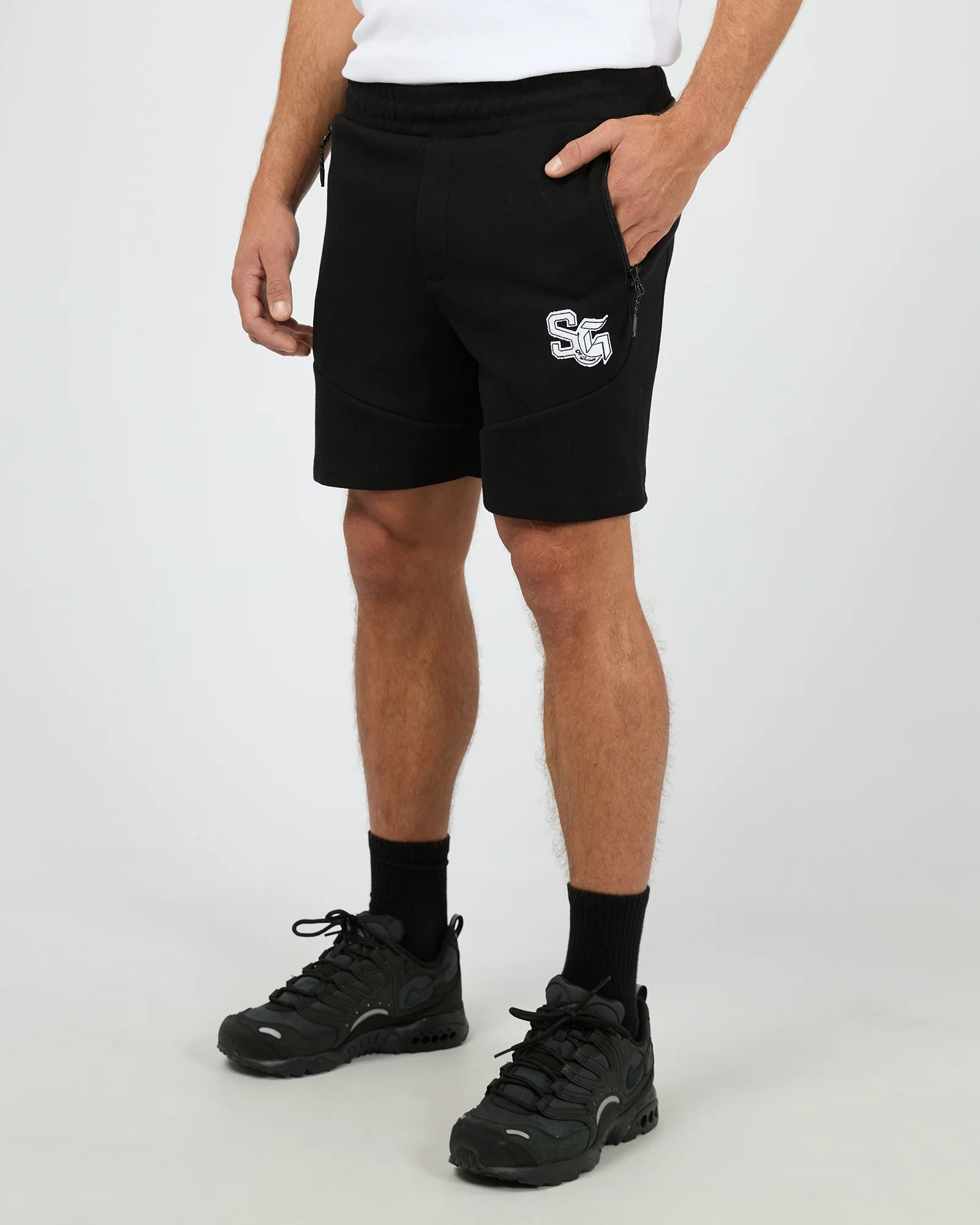 Interval Short Black - Image 6