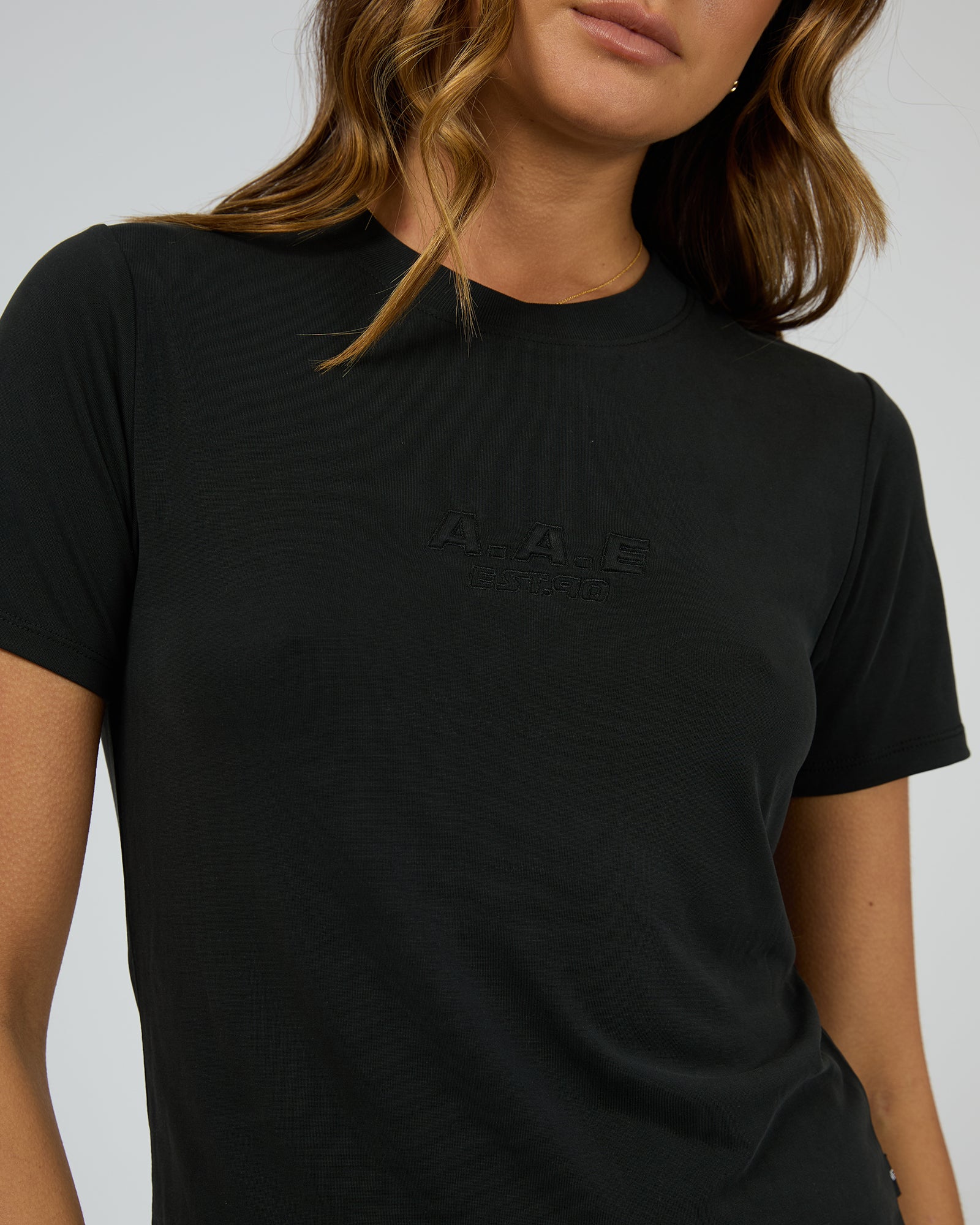 Luxe Active Tee Black - Image 5