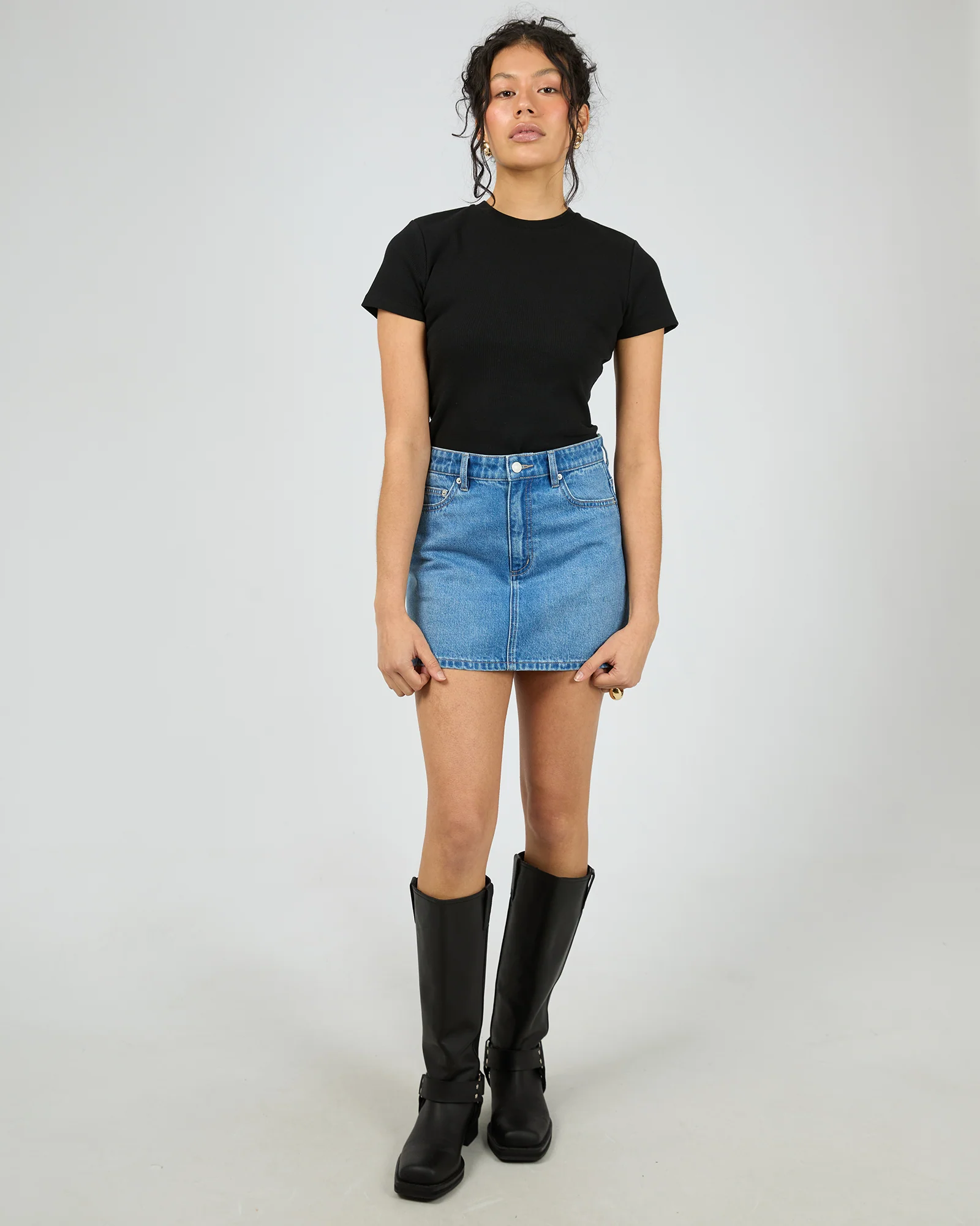 Mid Relaxed Denim Mini Skirt Blue Edition - Image 2