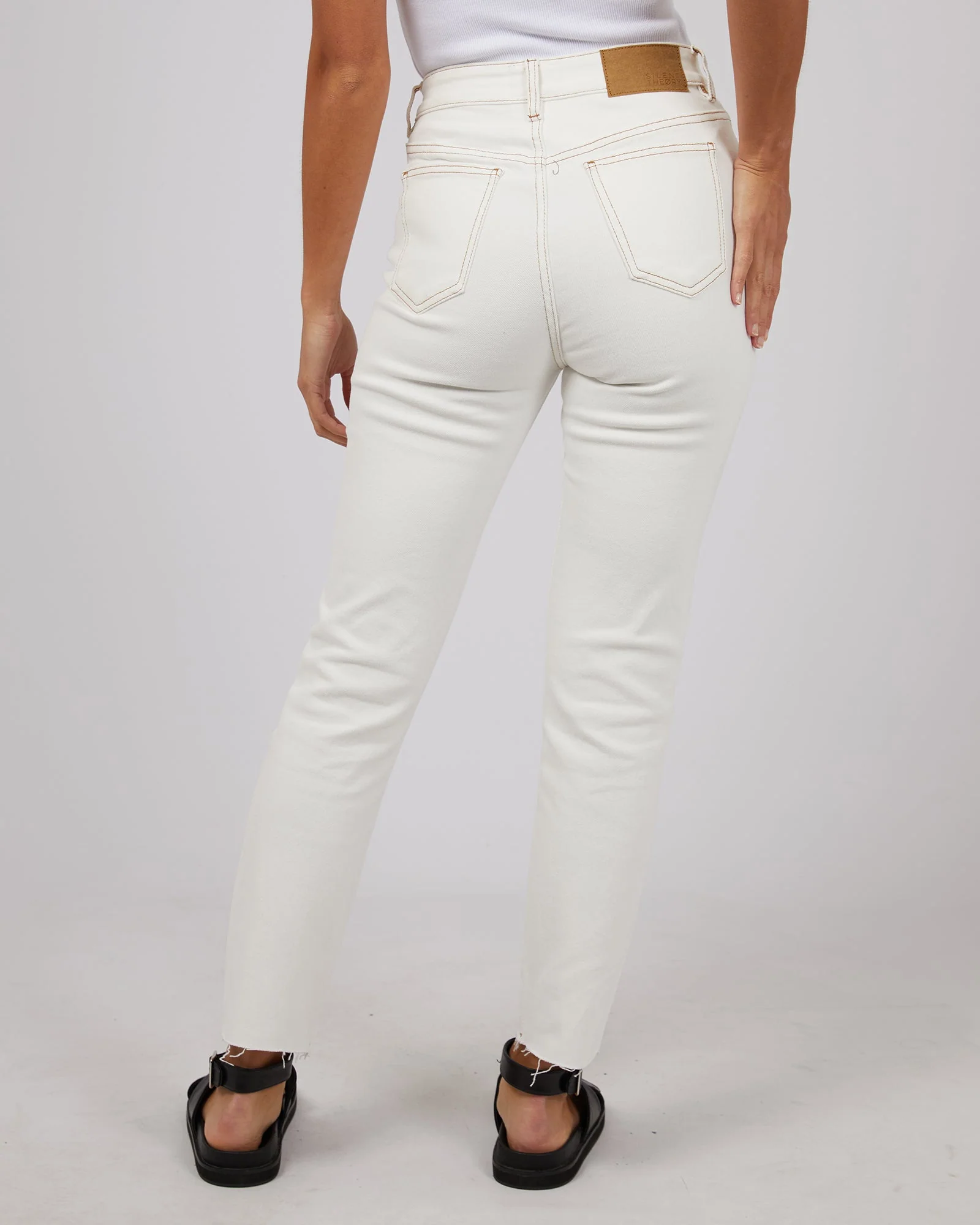 Monica Mom Comfort Jean Vintage White - Image 3