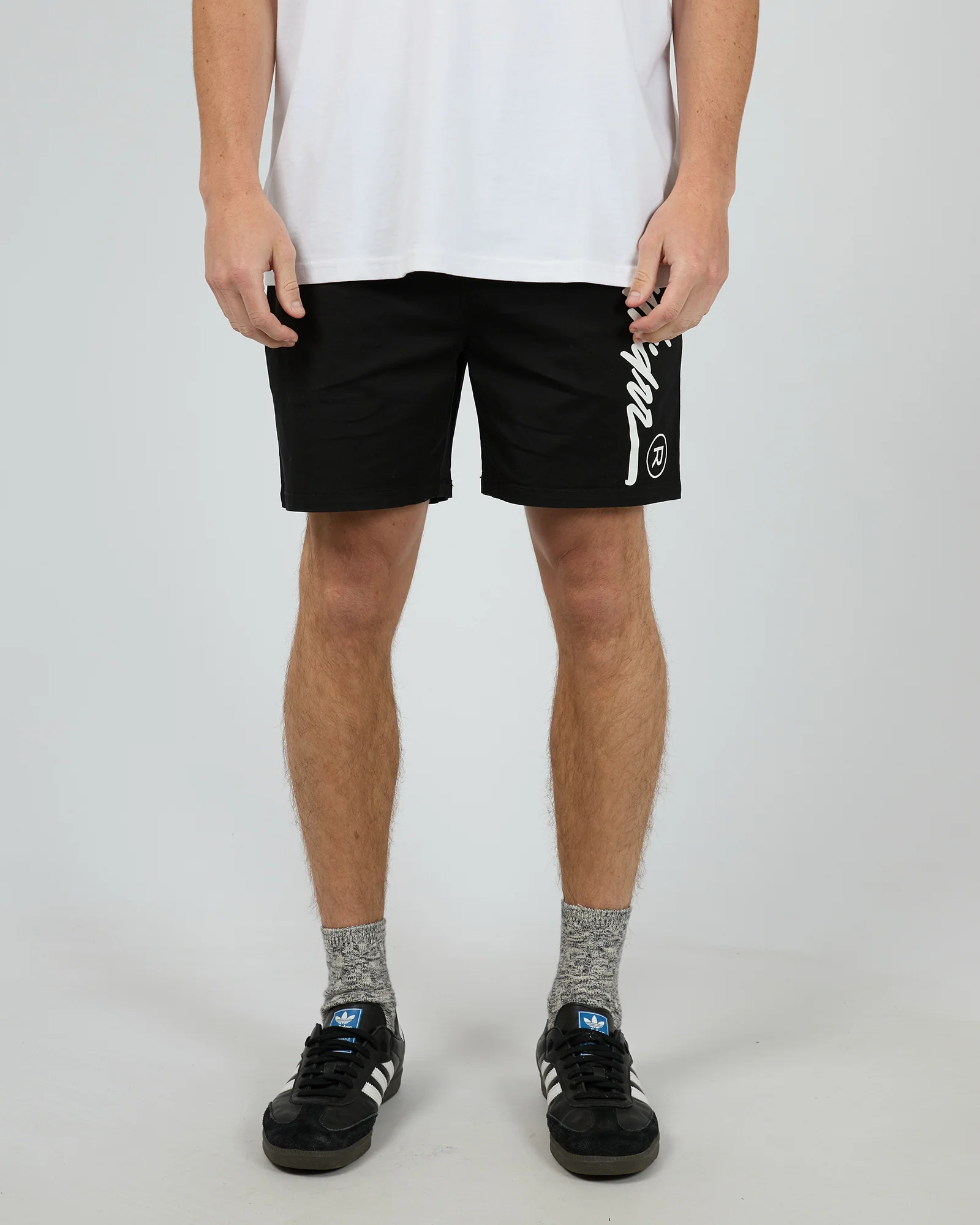 Offend Beach Short Black - Image 2