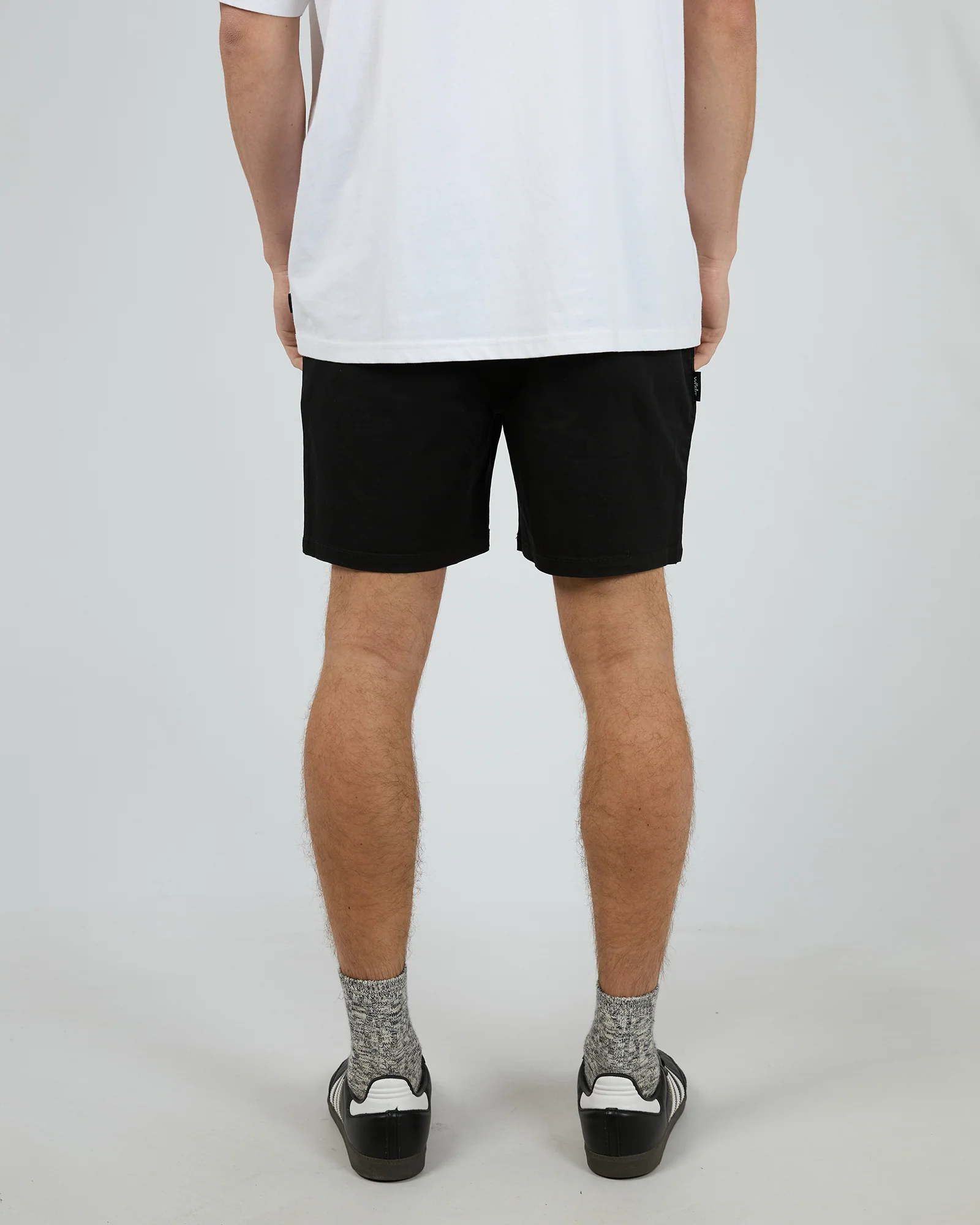 Offend Beach Short Black - Image 3