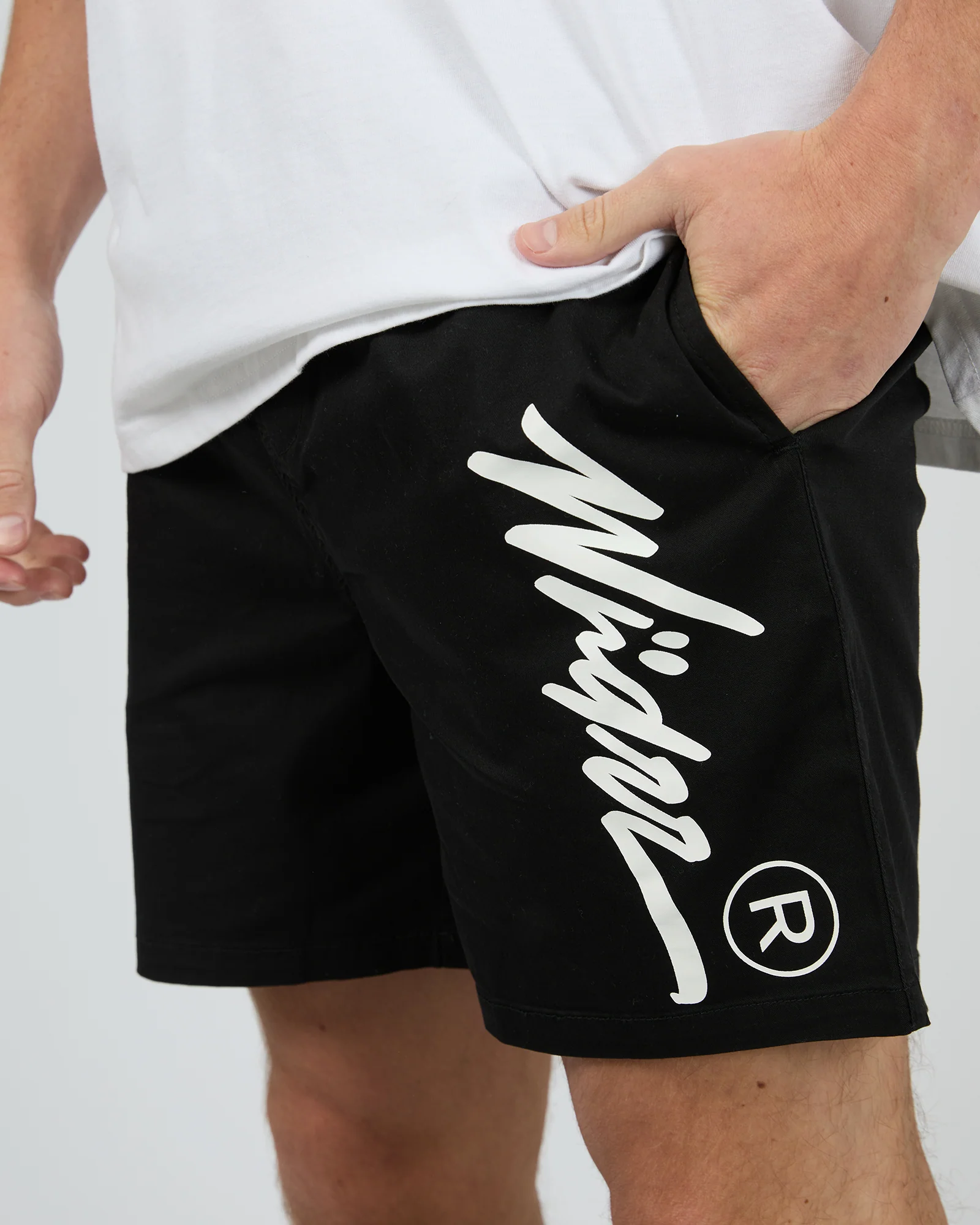Offend Beach Short Black - Image 5