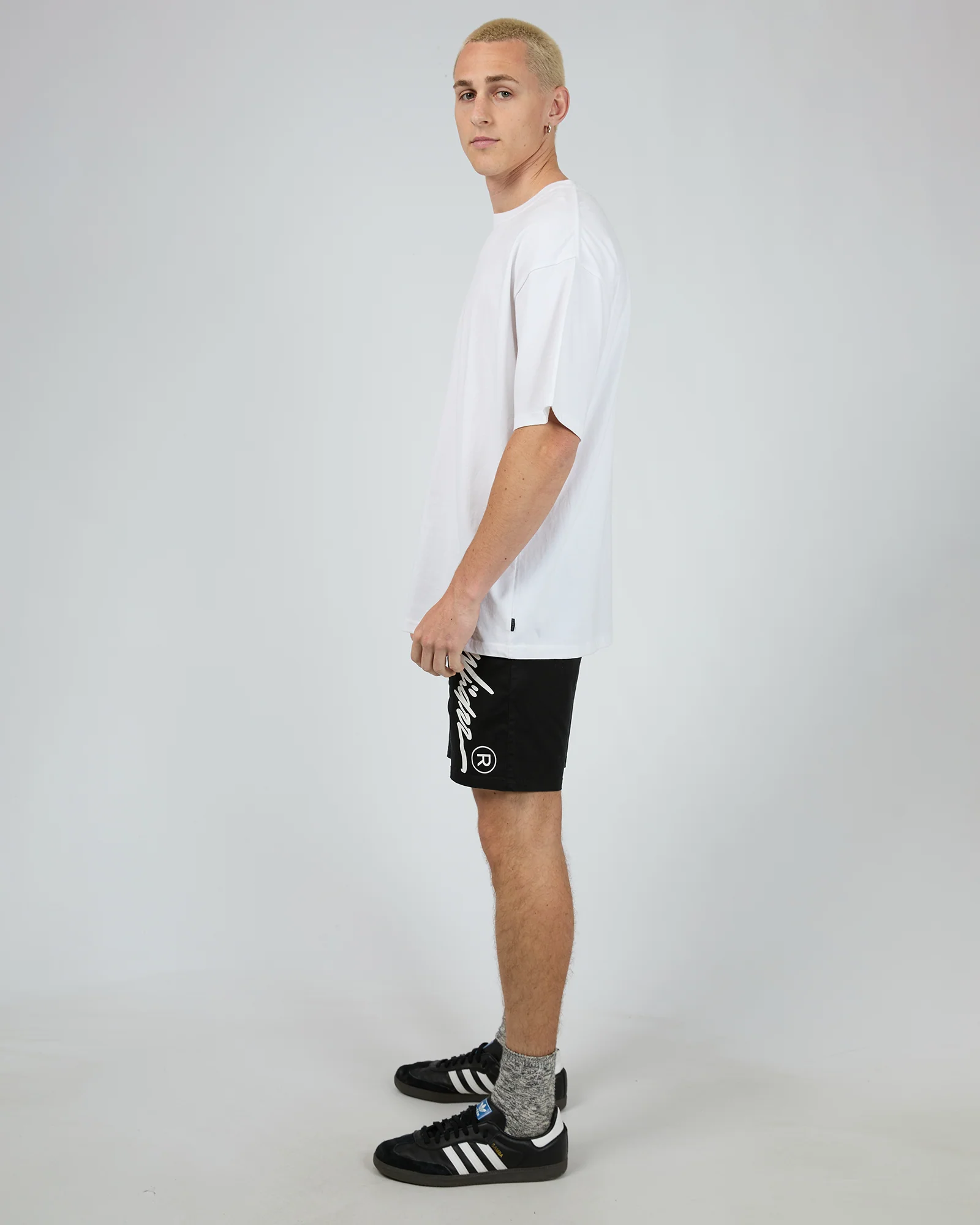 Offend Beach Short Black - Image 6
