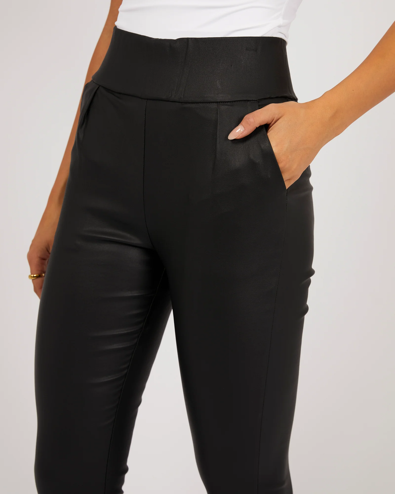 Alexa Pant Black - Image 5