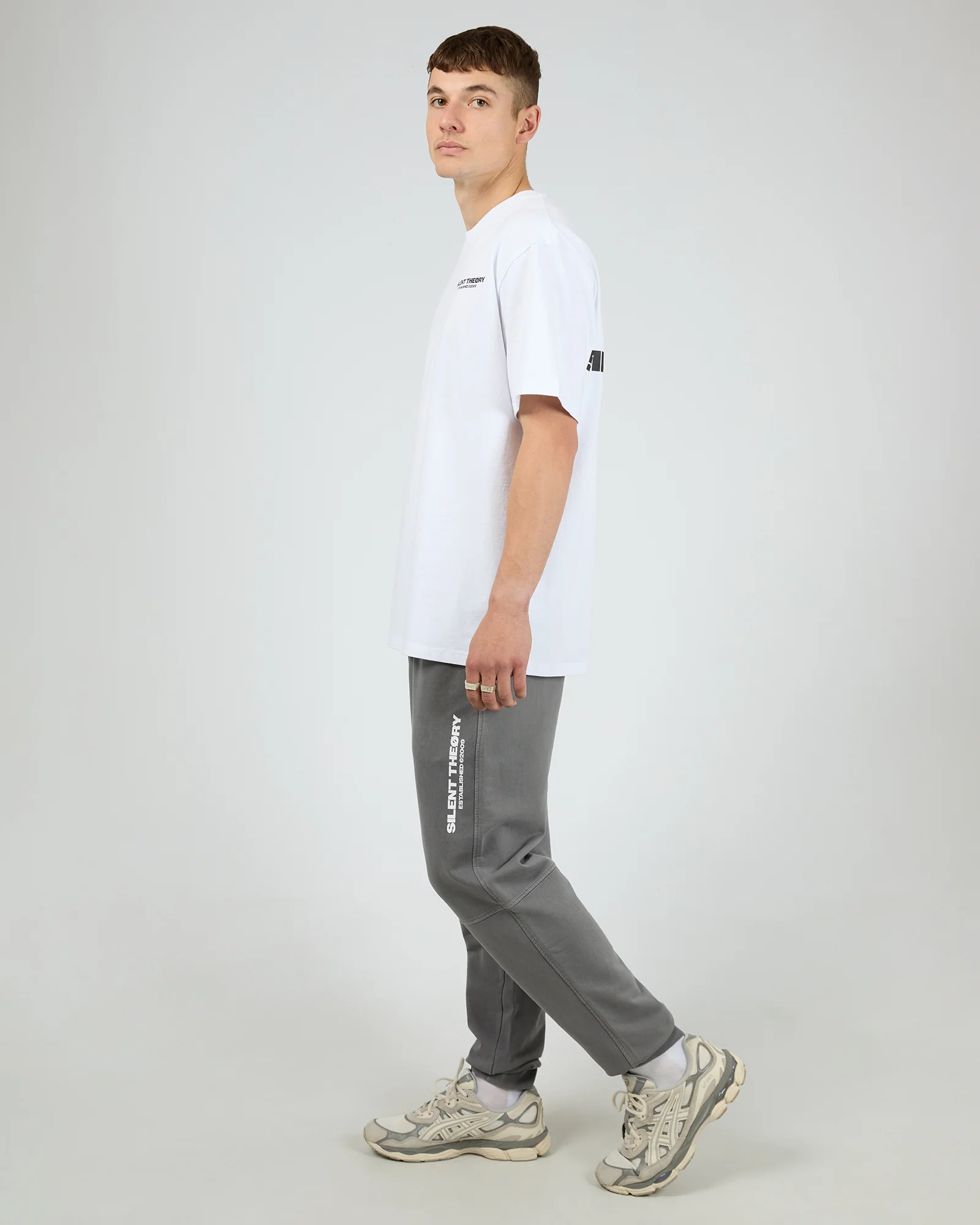 Pigment Fleece Pant Charcoal - Image 6