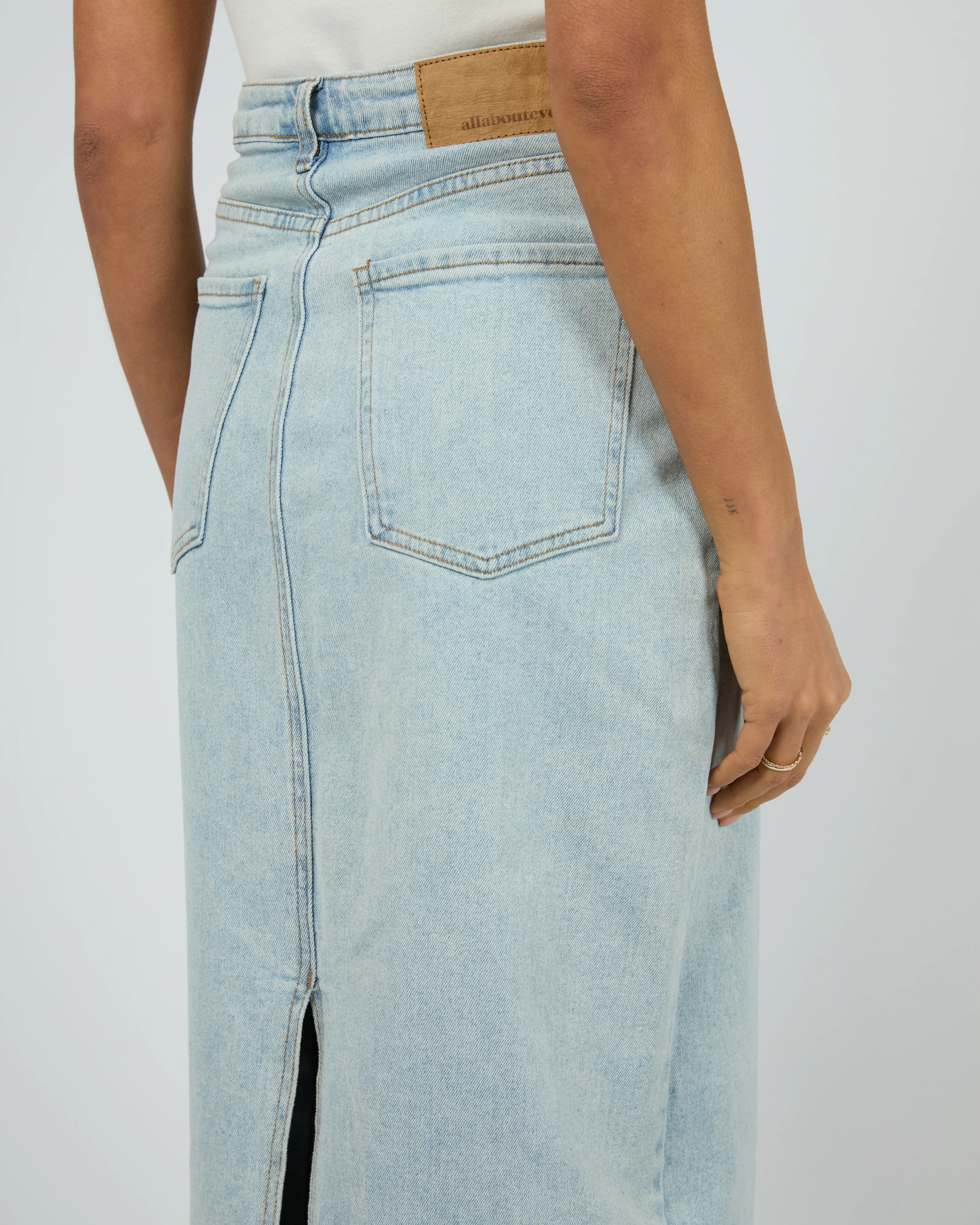 Ray Comfort Maxi Skirt Bleach - Image 5