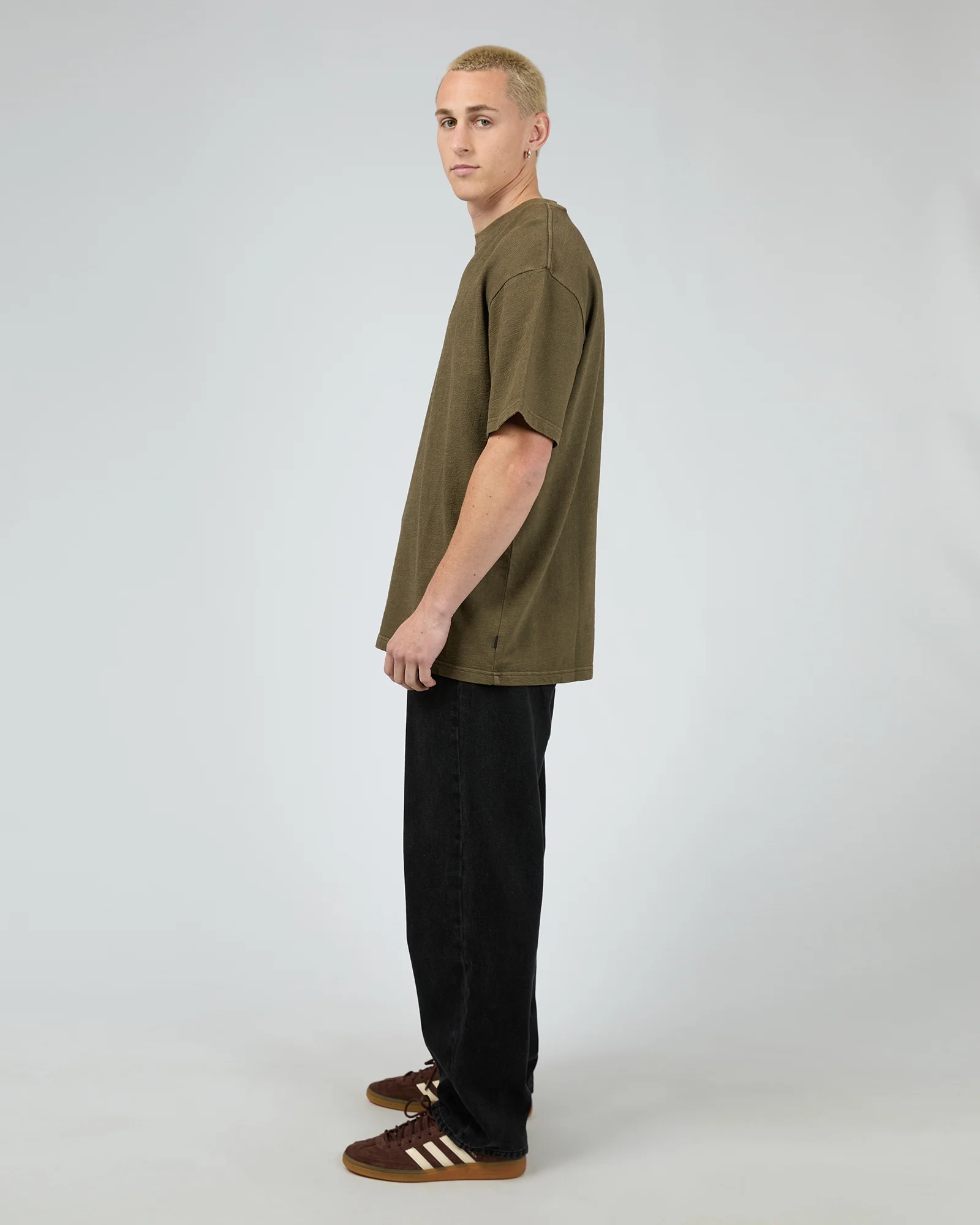 Silent Embro Tee Khaki - Image 6