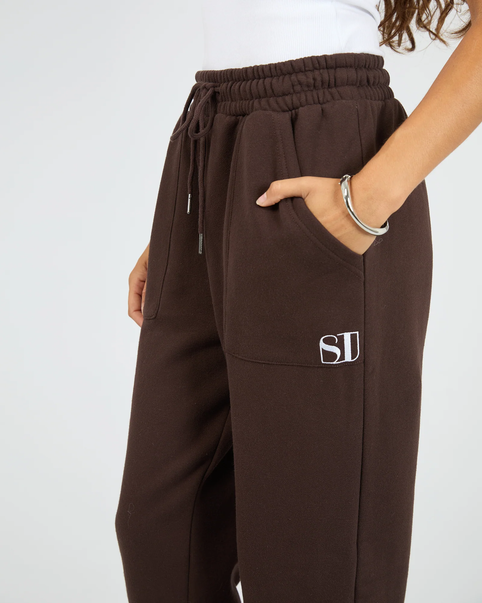 Silent Luxe Cuffed Trackpant Chocolate - Image 5