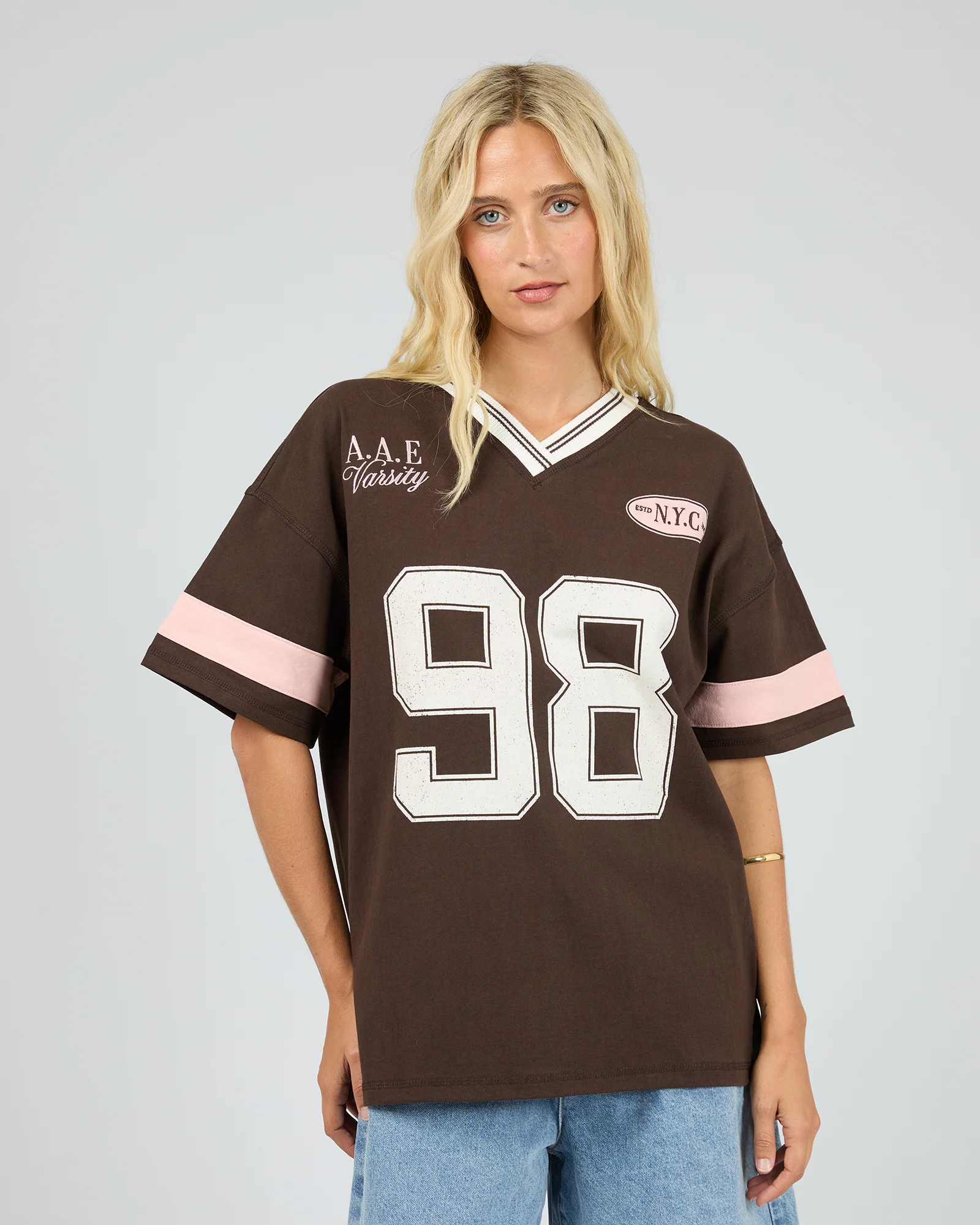 Soho V-Neck Tee Brown