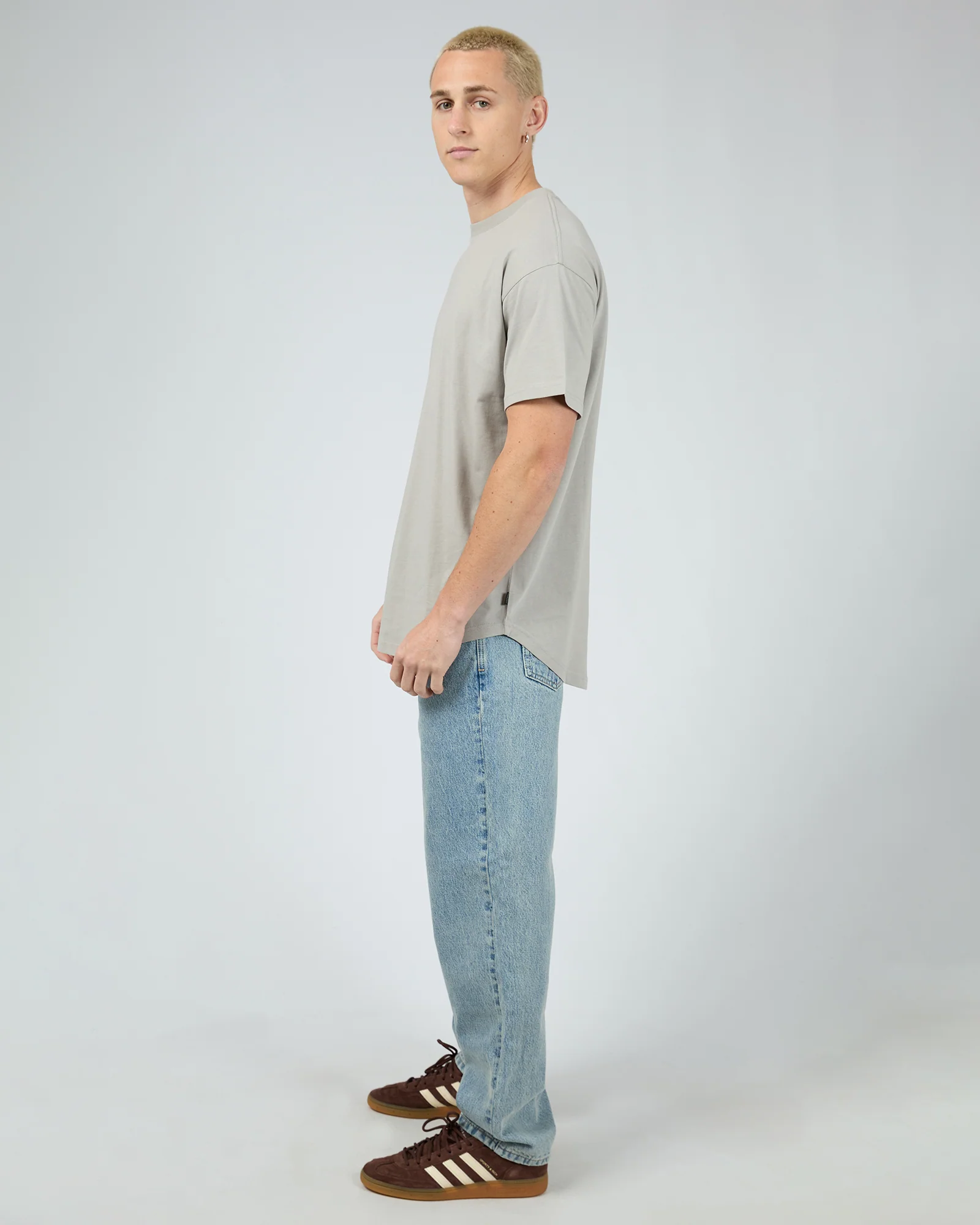 Solid Tail Tee Grey - Image 6