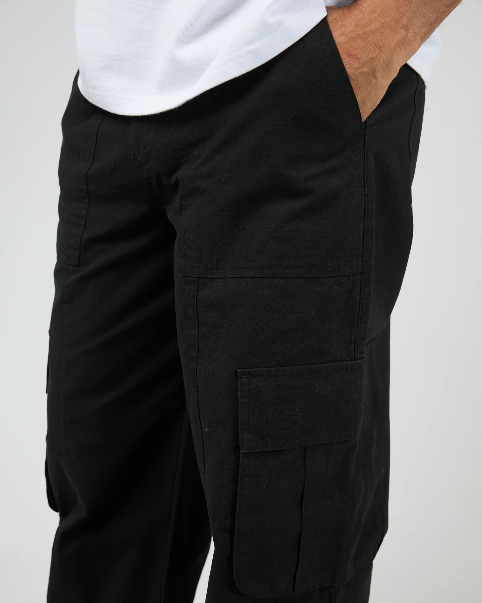 Summit Pleated Cargo Pant Black - Image 5