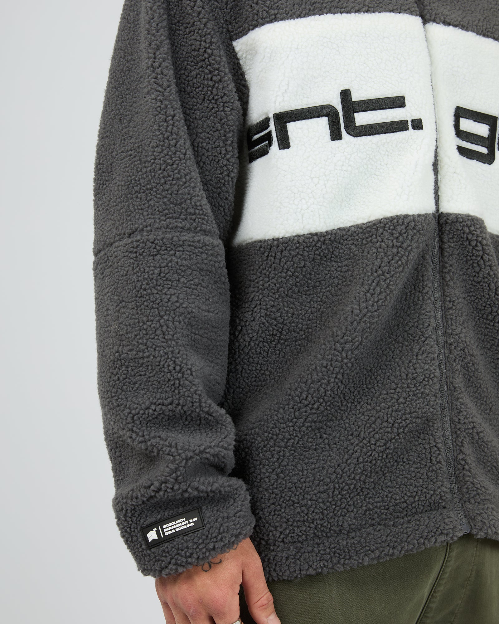 Thin Air Sherpa Jacket Coal - Image 5