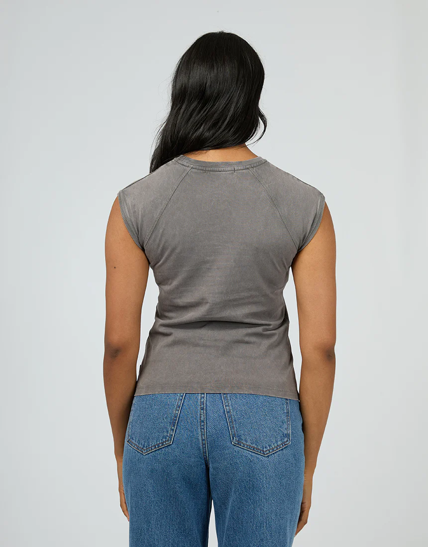 Washed Raglan Tee Charcoal - Image 3