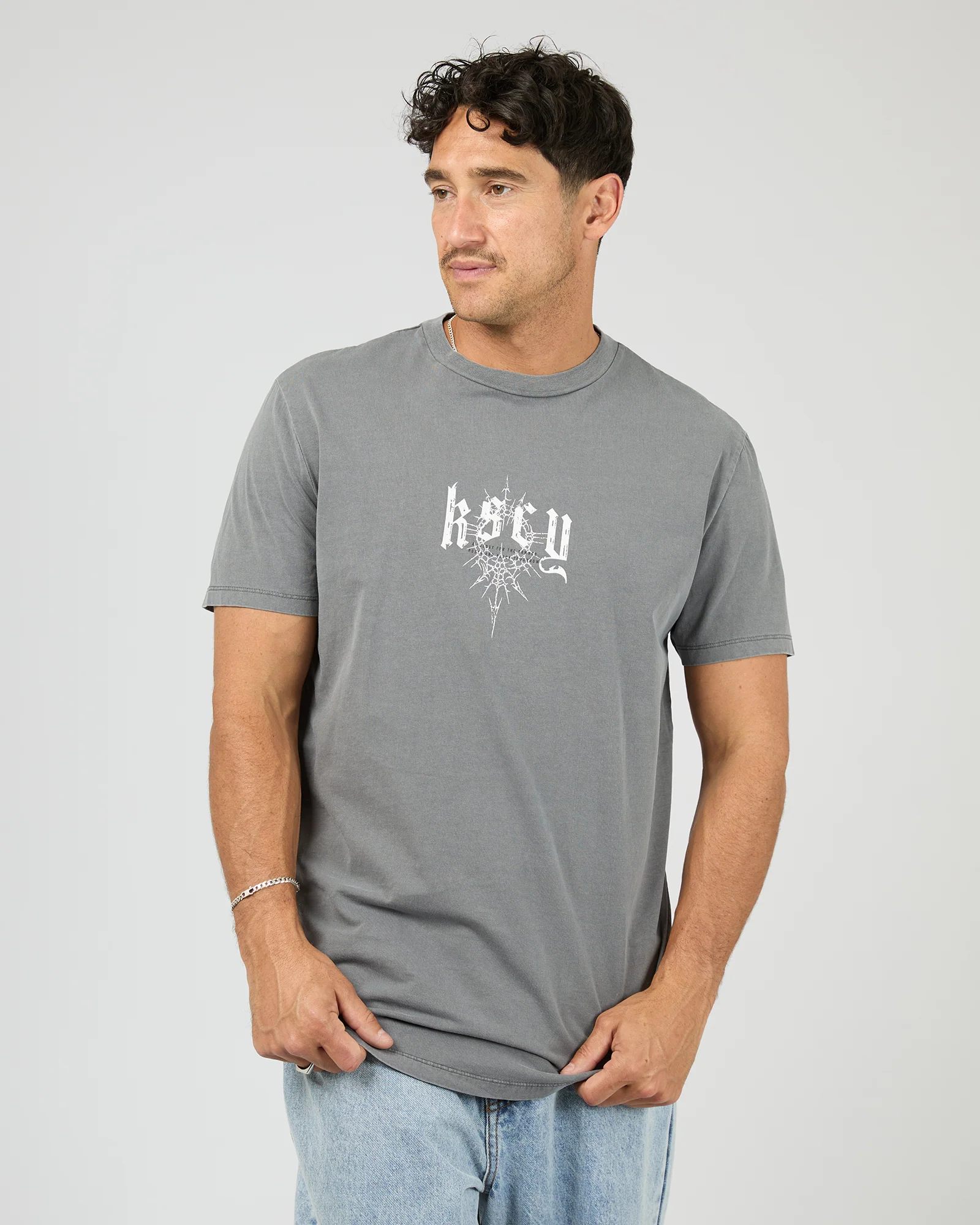 Winged Dual Curved Tee Pearl